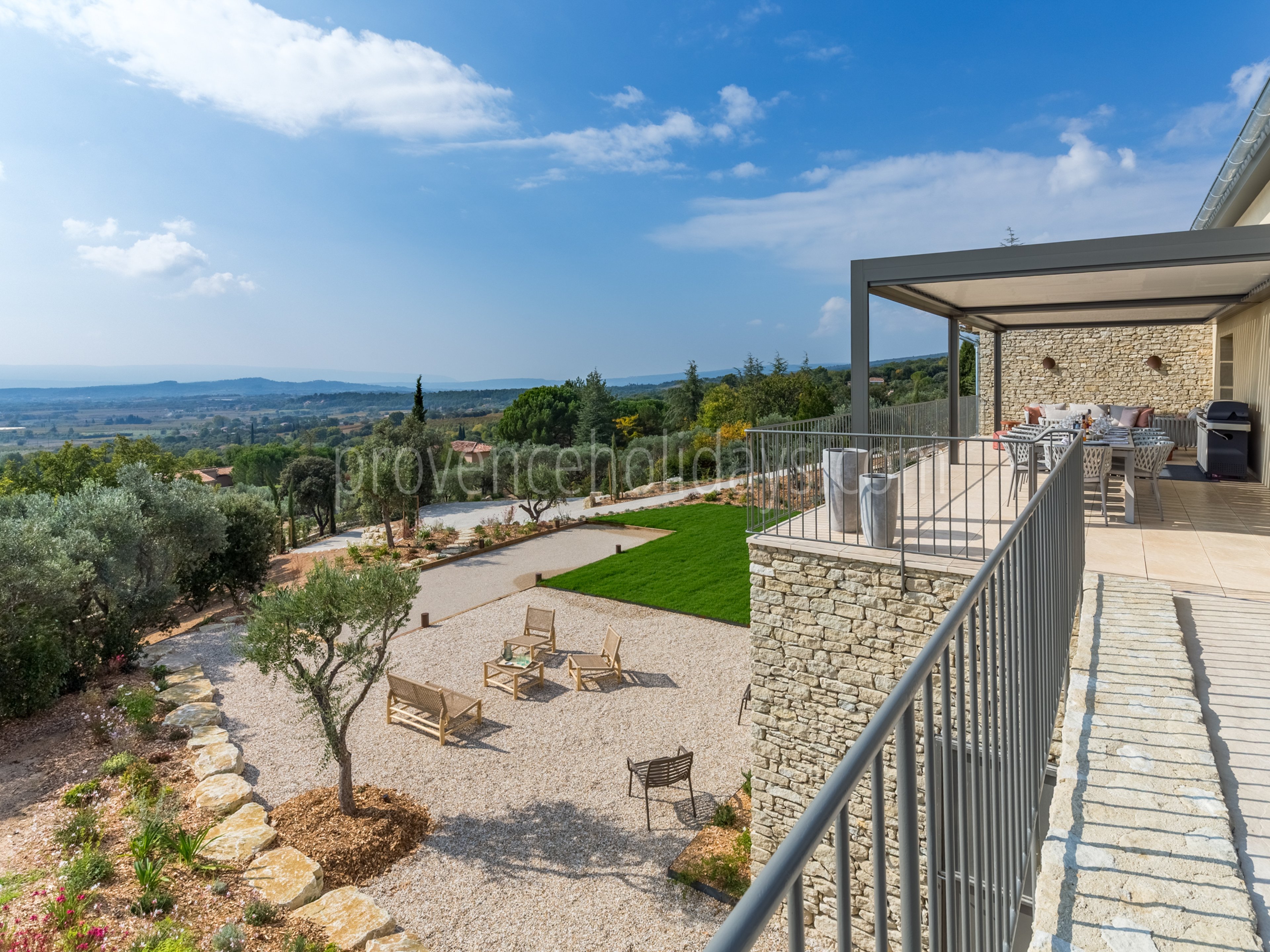 46 - Villa Clair de Luberon: Villa: Exterior