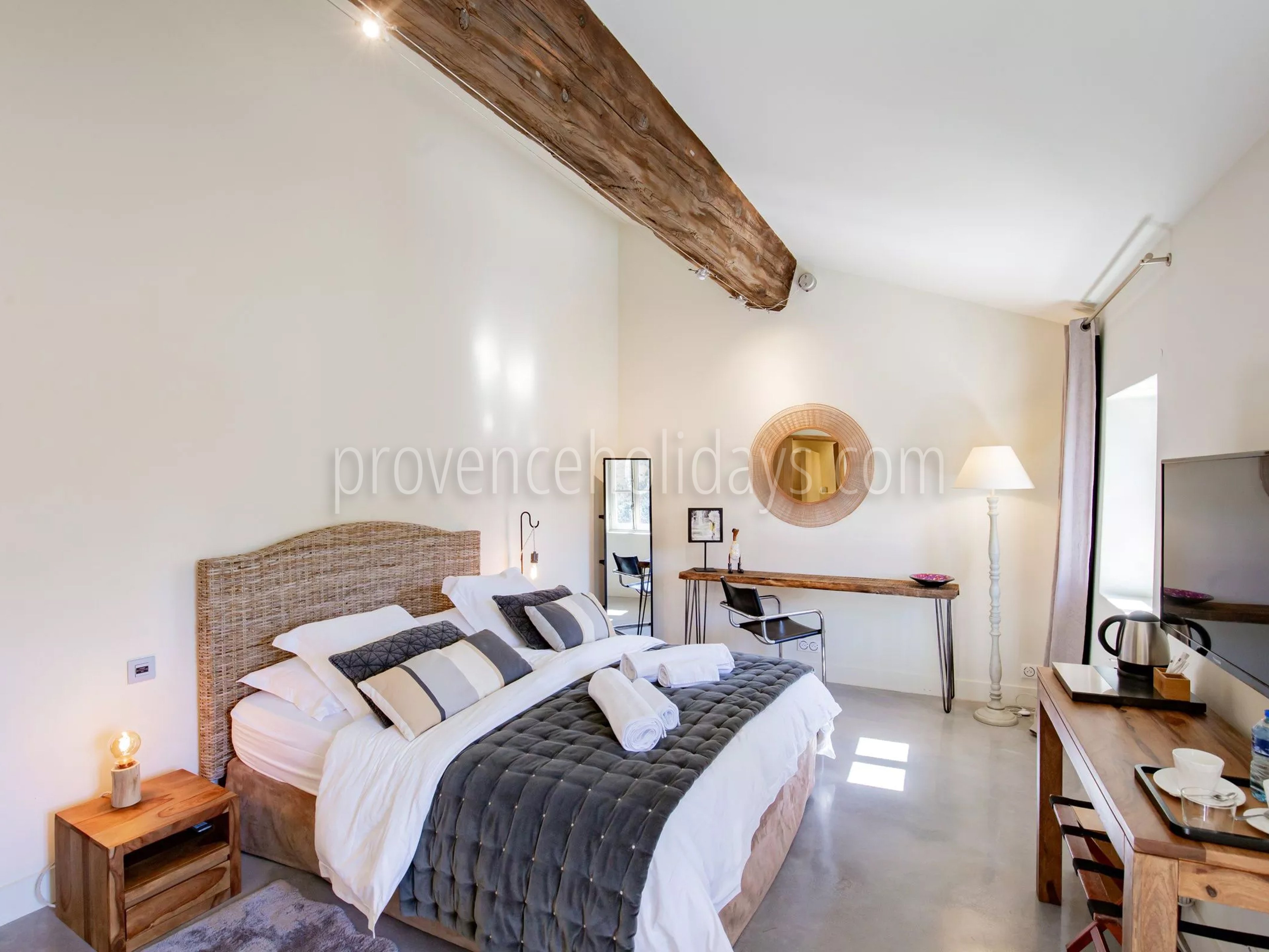 24 - Le Domaine de L\'Or Vert: Villa: Bedroom