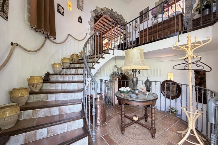 4 - Character bastide in Grimaud: Villa: Interior
