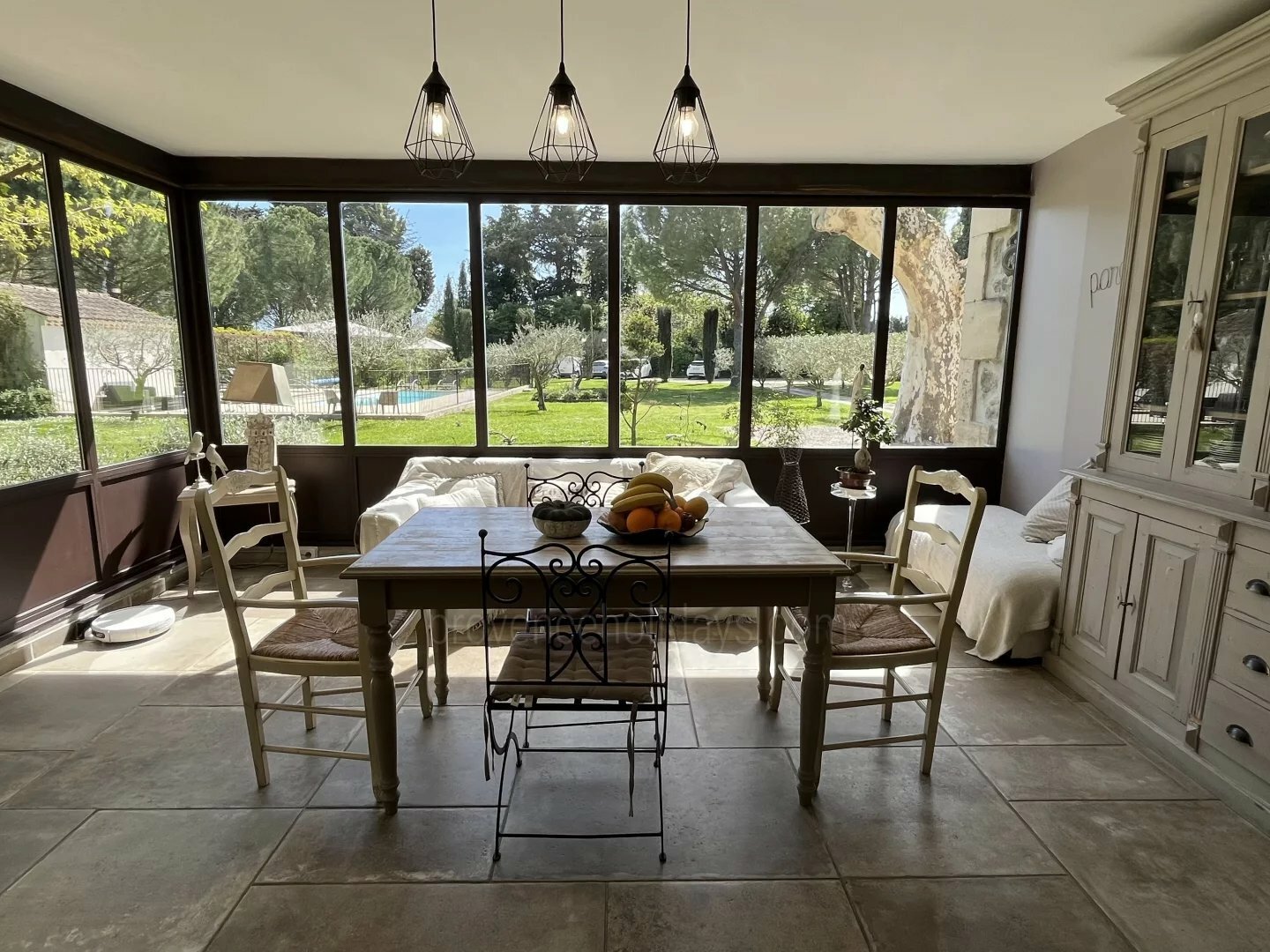 3 - Mas des Courses: Villa: Interior