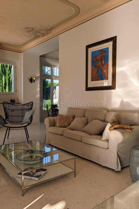 30 - Villa Cap d\'Antibes: Villa: Interior