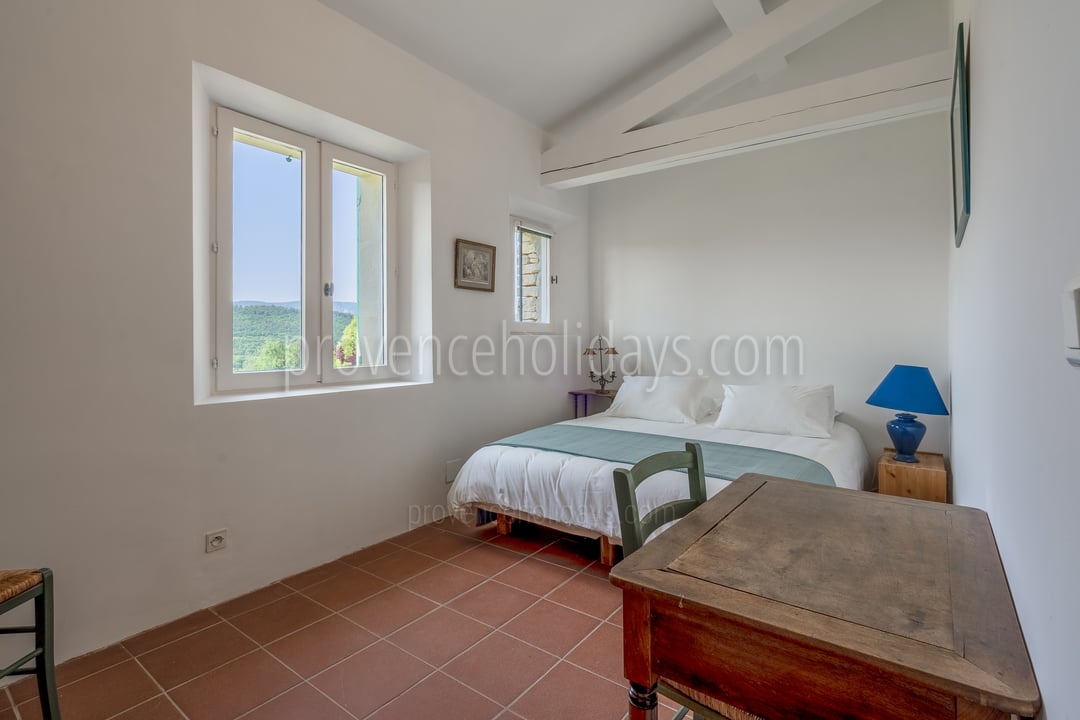 27 - Villa Goult: Villa: Bedroom
