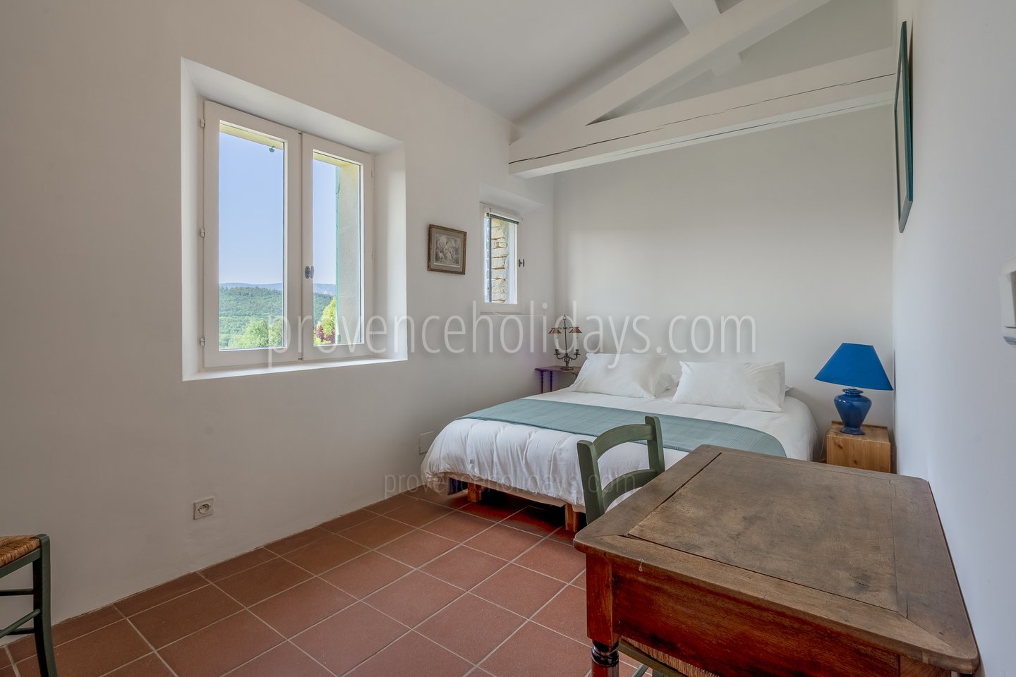 27 - Villa Goult: Villa: Bedroom