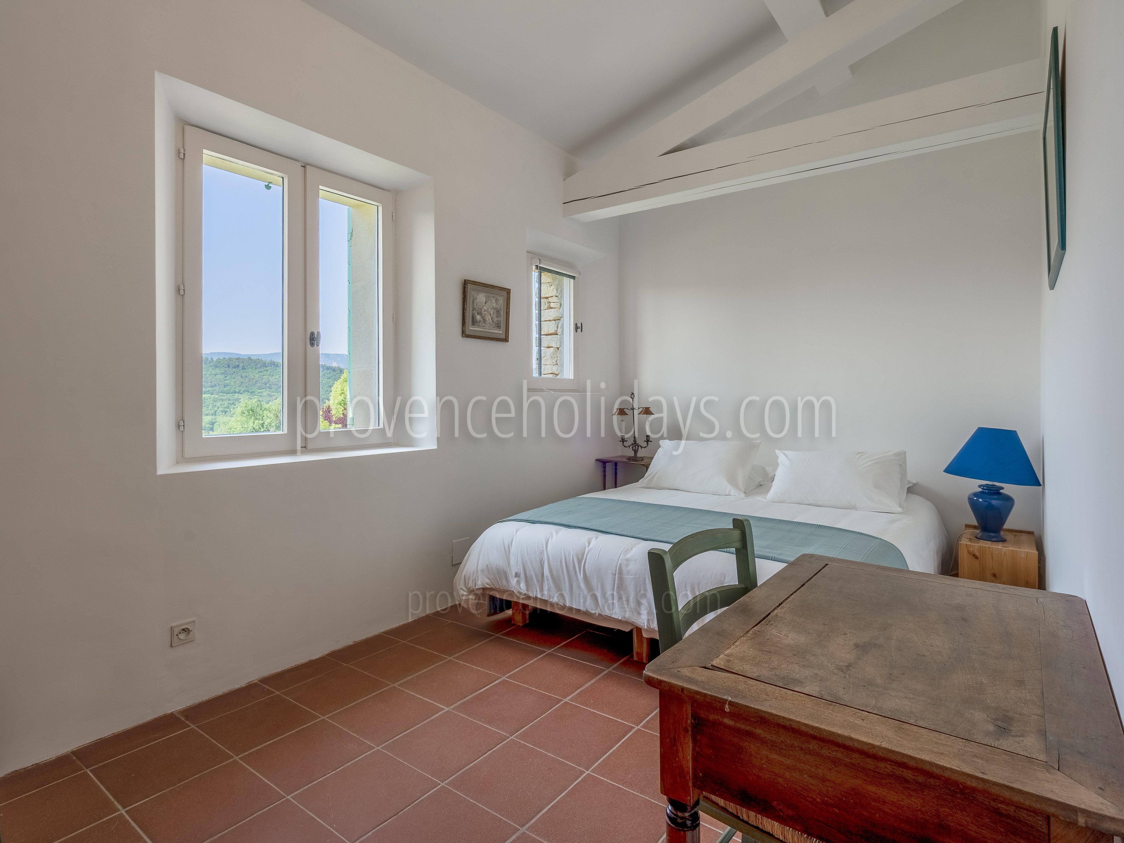 27 - Villa Goult: Villa: Bedroom