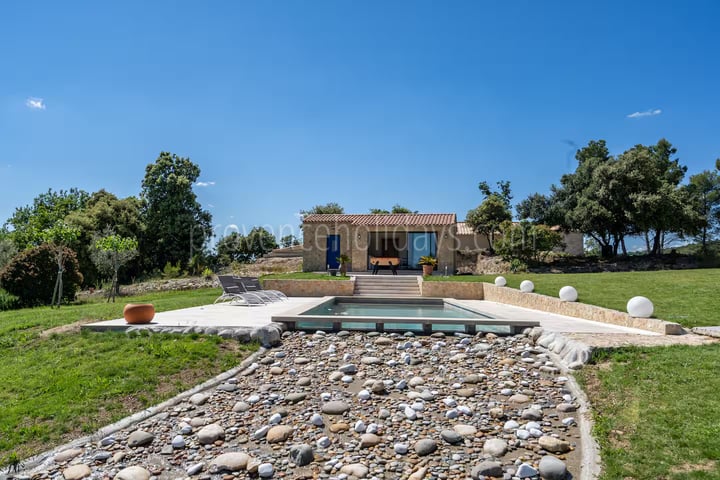 4 - Mas de l\'Eolienne: Villa: Exterior