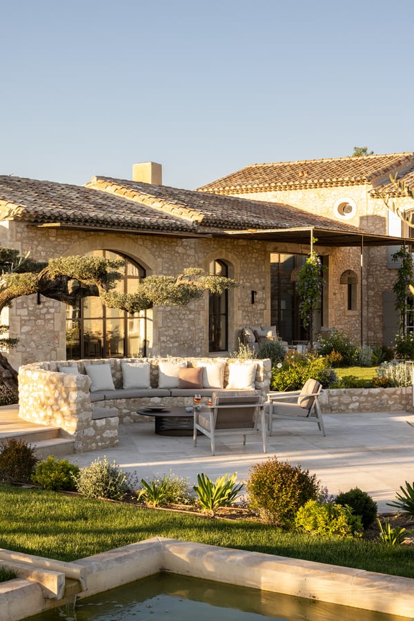 luxury villa exterior