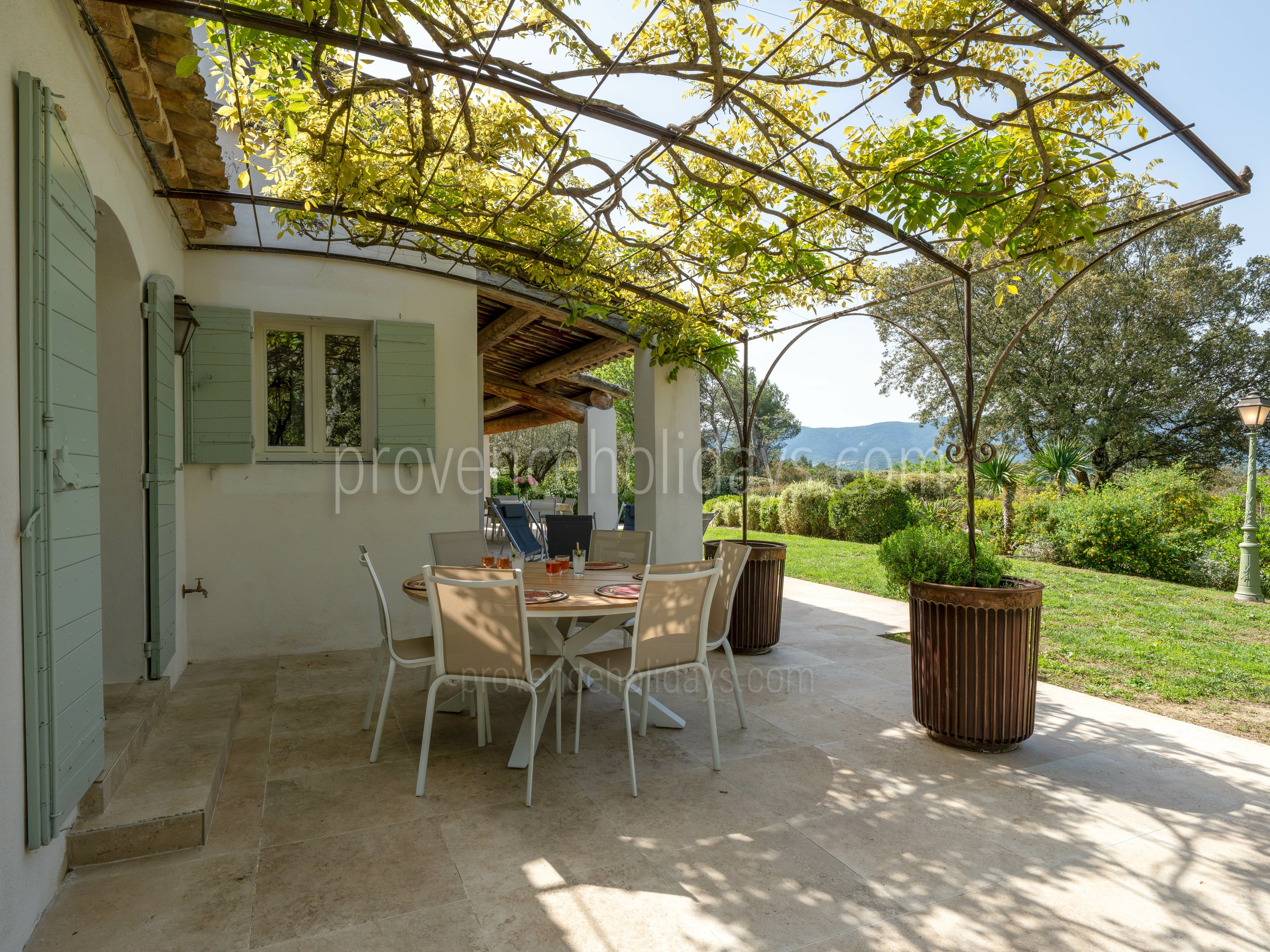 23 - Villa Provençale: Villa: Exterior