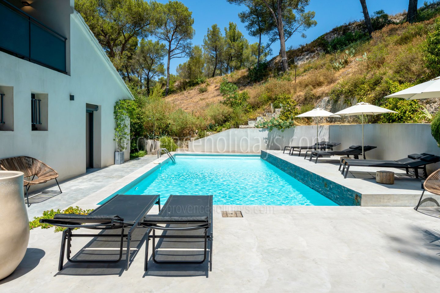 8 - Chez Chloé: Villa: Pool