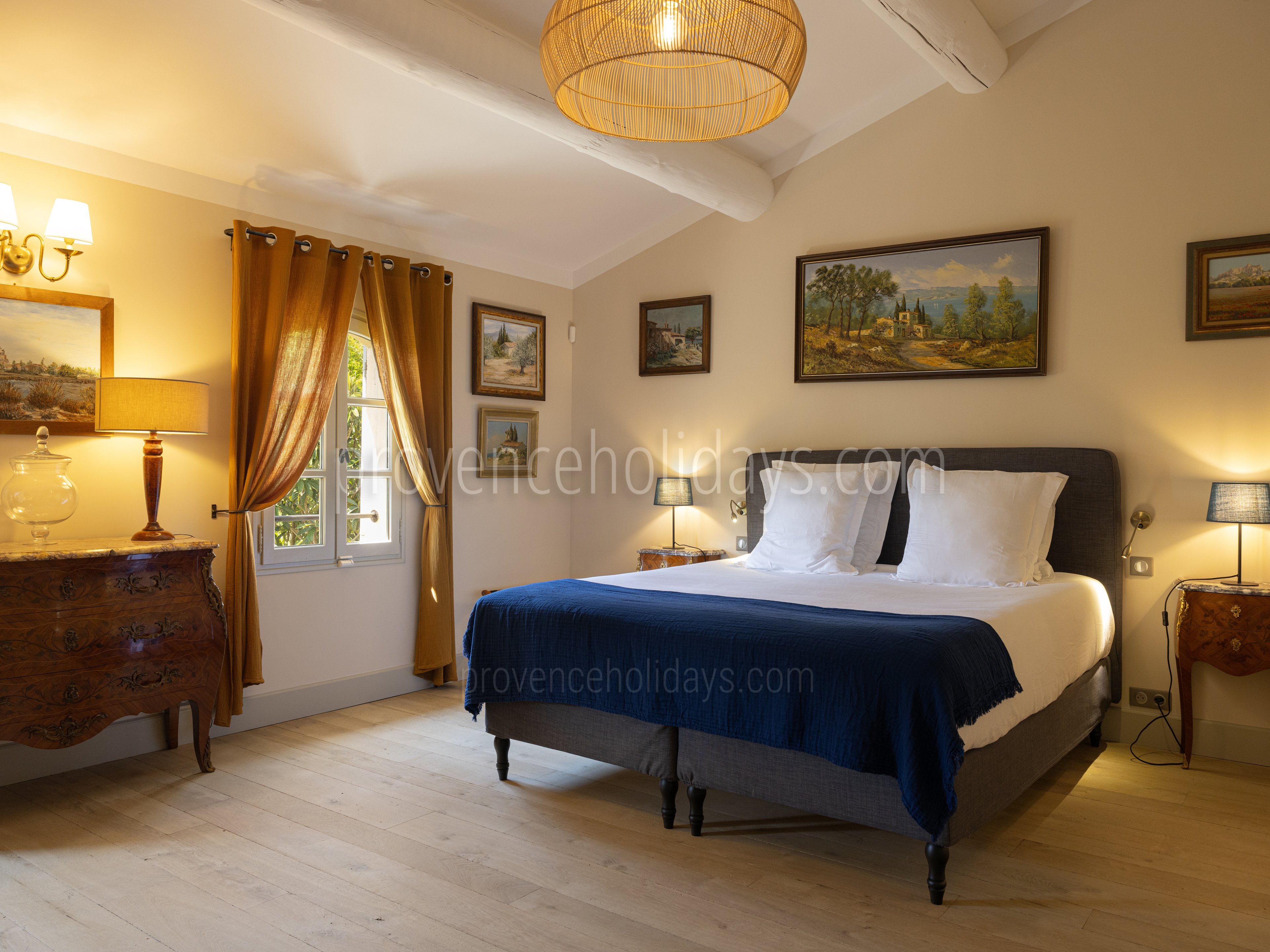 30 - Le Mas des Jardins: Villa: Bedroom