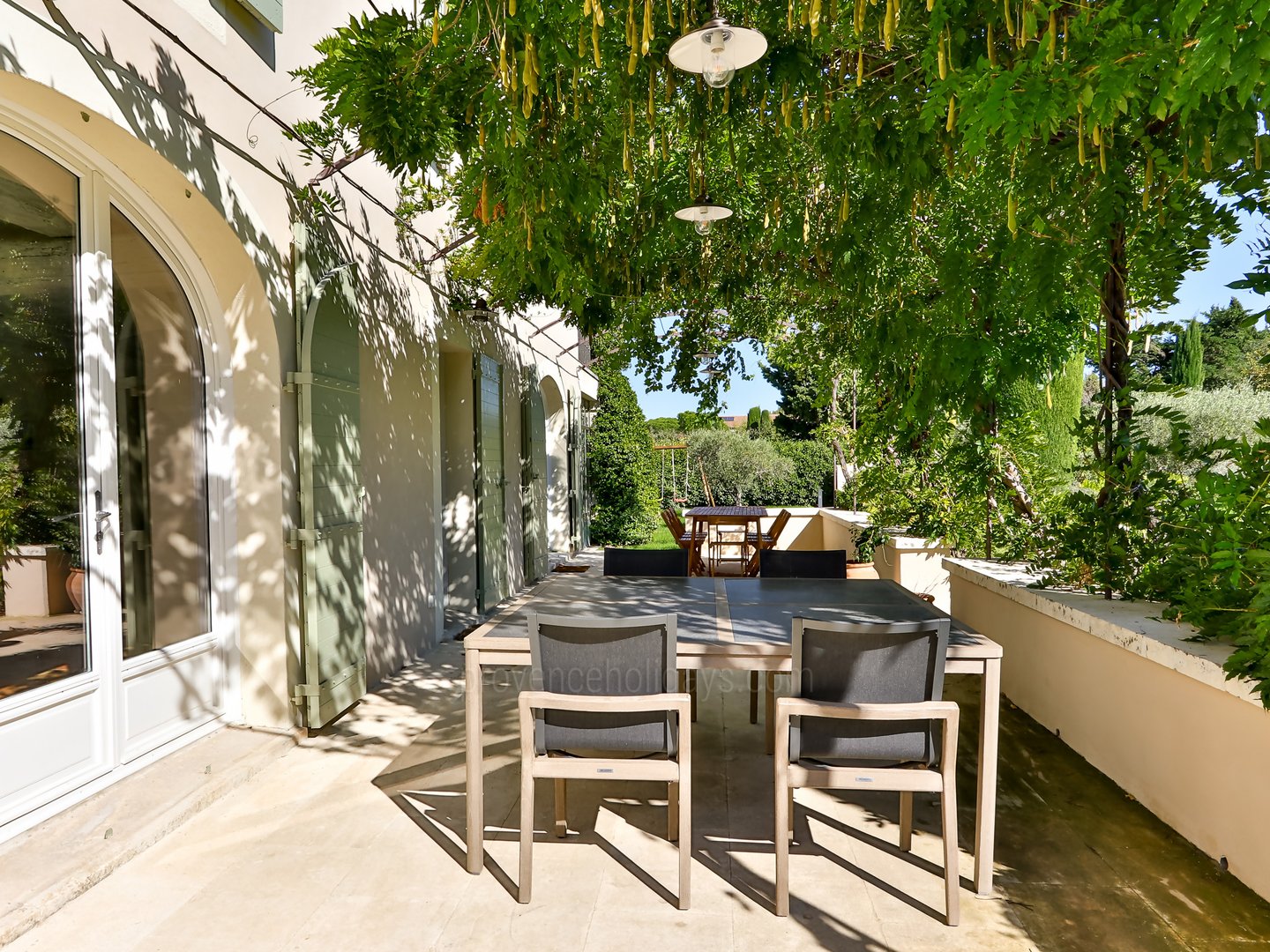 18 - Mas Marius: Villa: Exterior