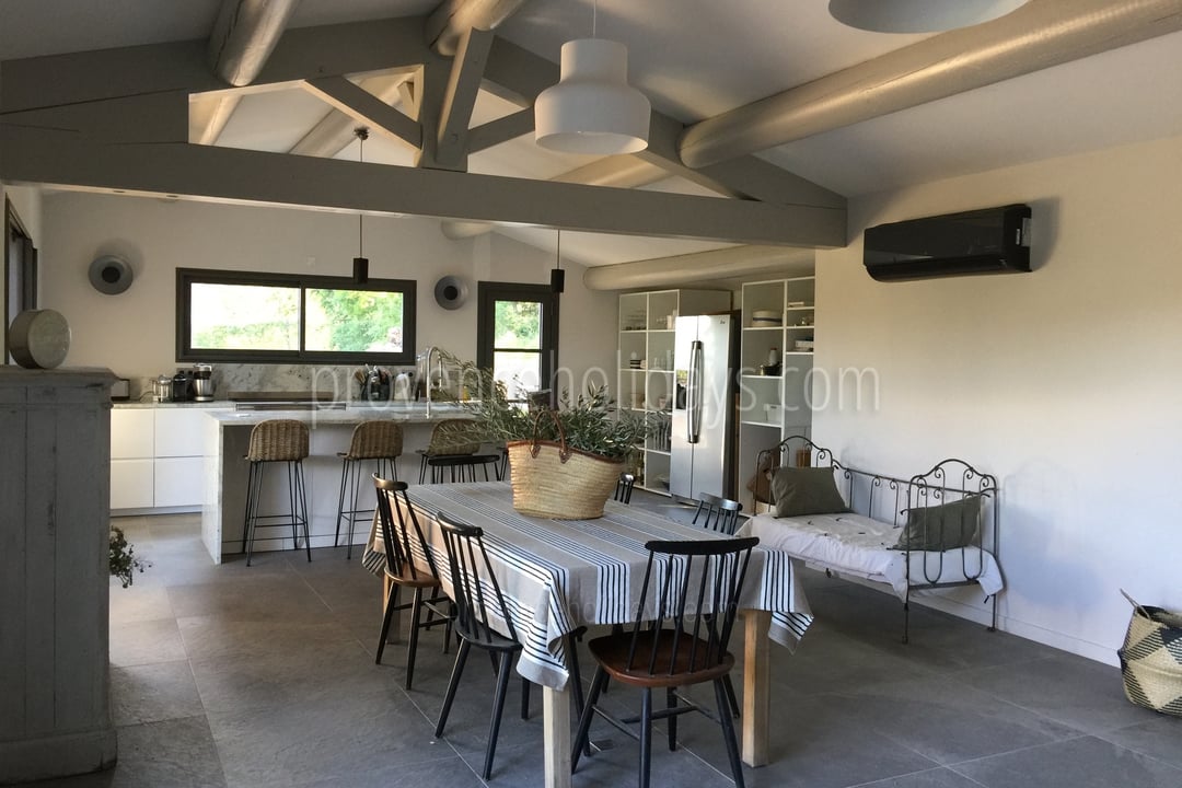 9 - Mas des Ocres: Villa: Interior