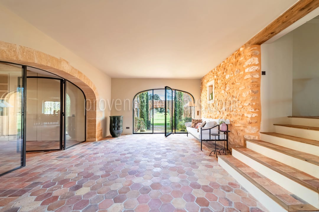 11 - Provençal residence in Bonnieux: Villa: Interior