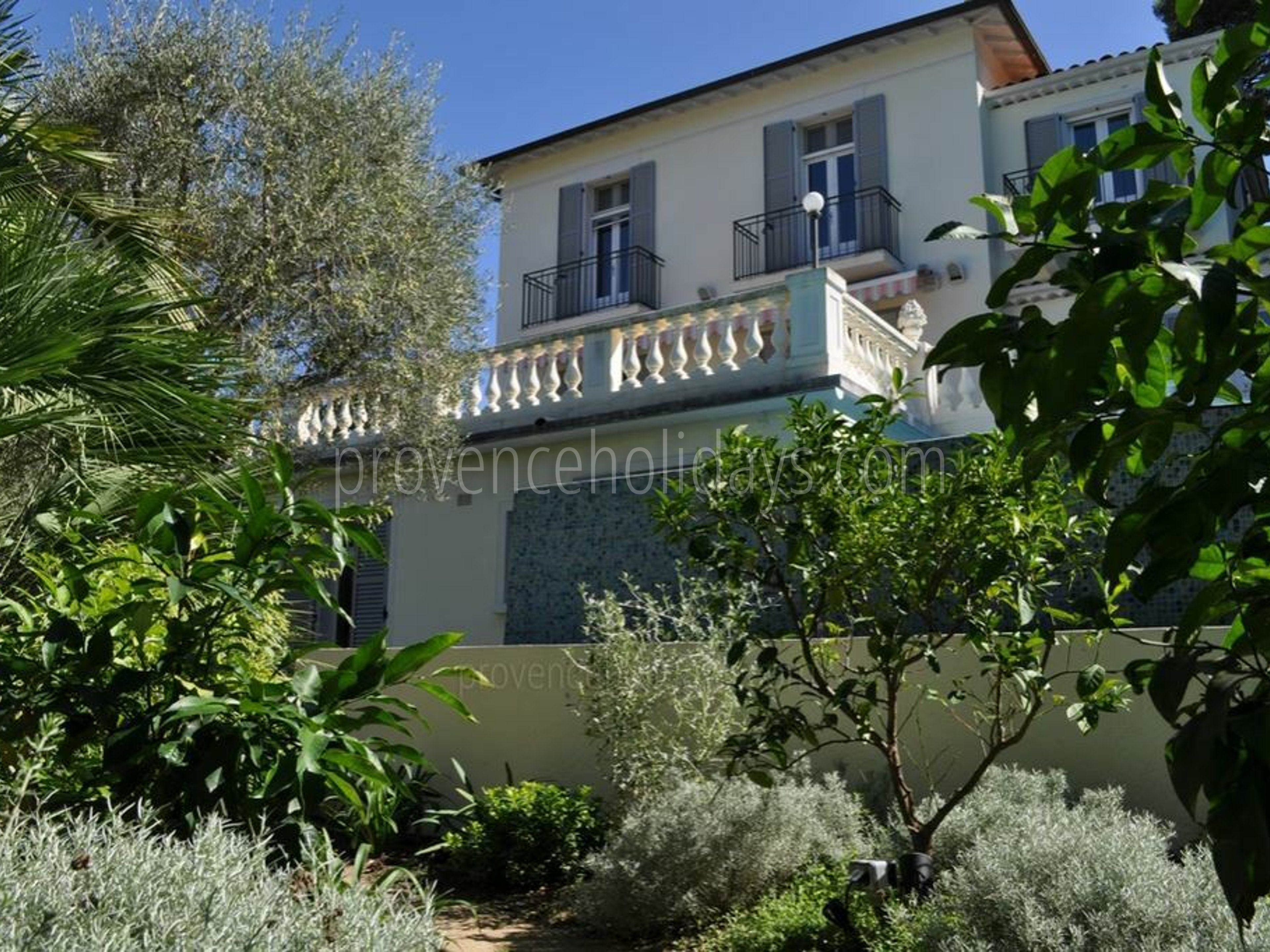 9 - Villa Cap d\'Antibes: Villa: Exterior