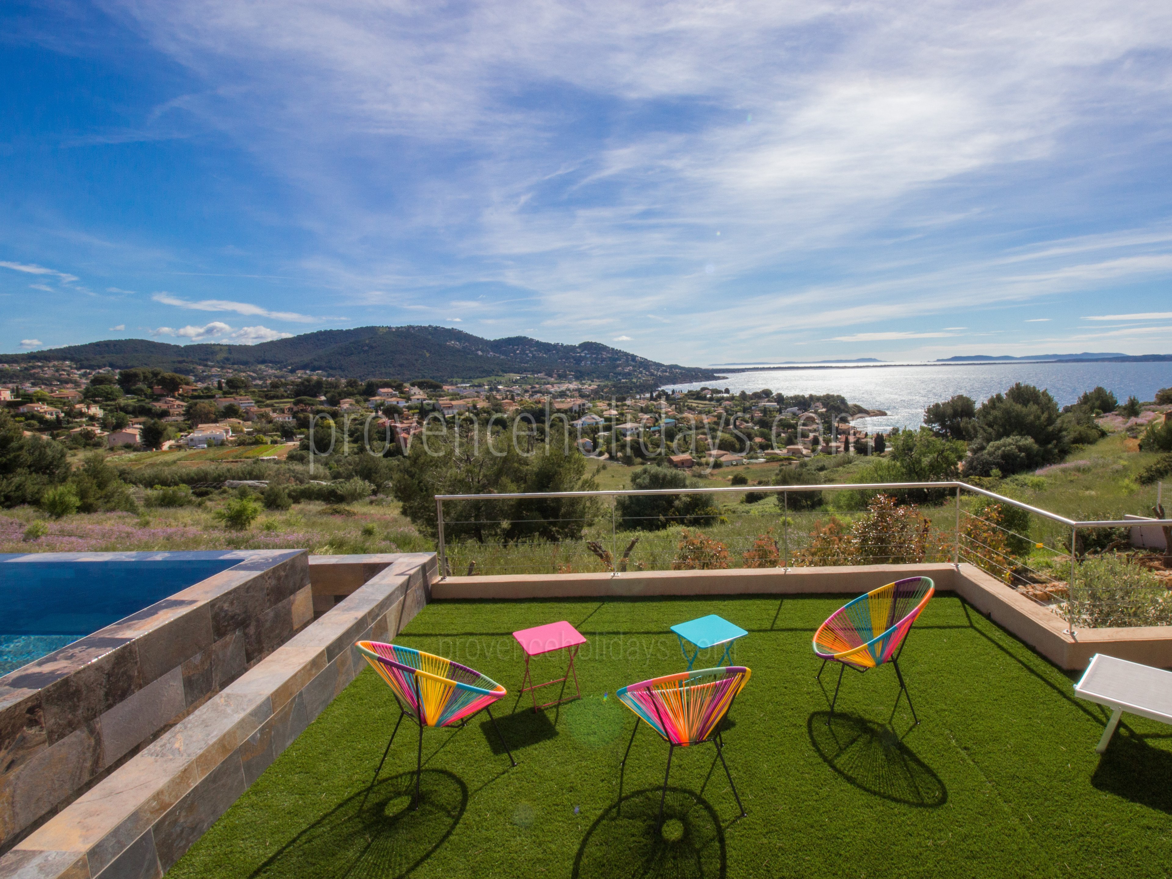 3 - Villa Carqueiranne: Villa: Exterior