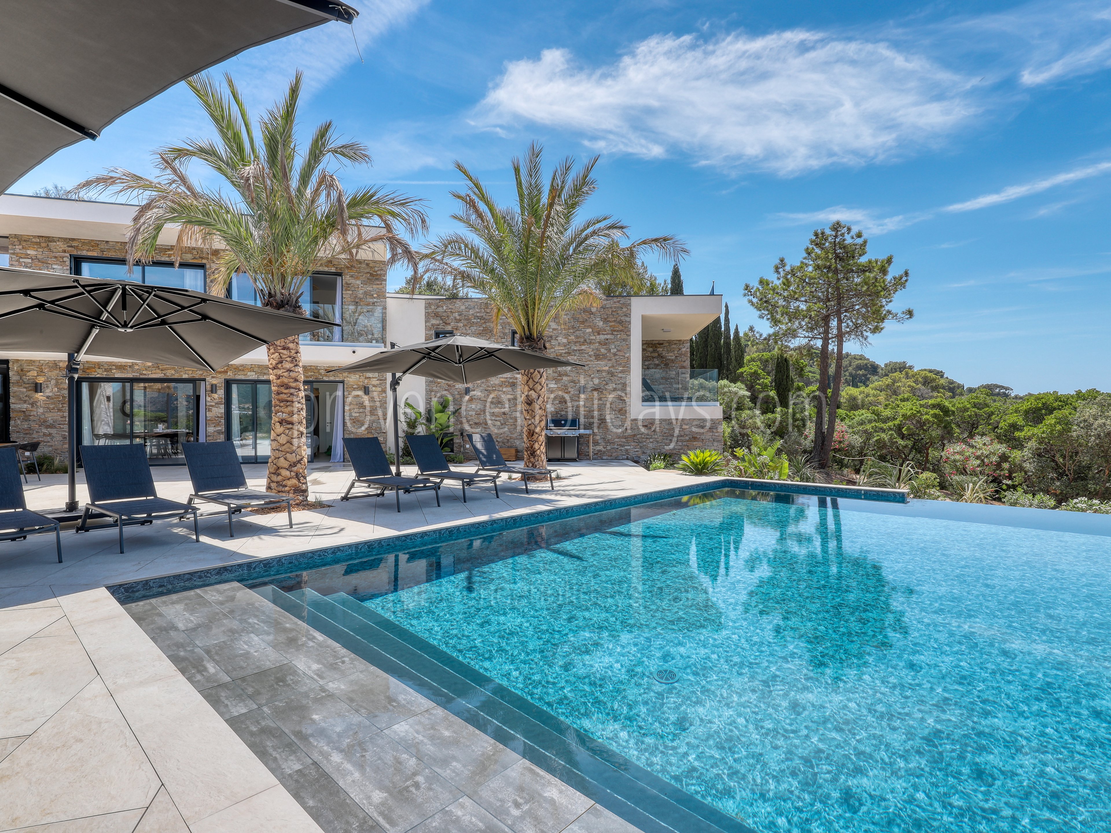 13 - Domaine de la Baie: Villa: Pool
