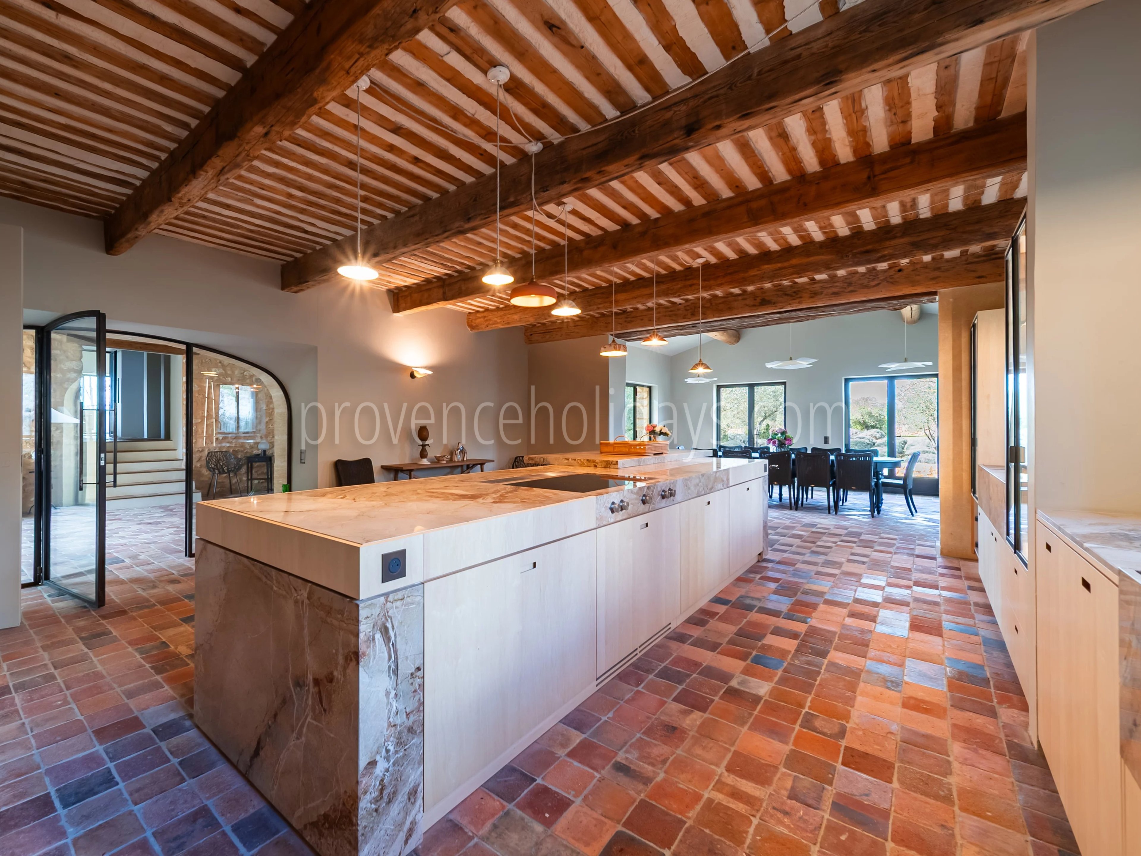 13 - Provençal residence in Bonnieux: Villa: Interior