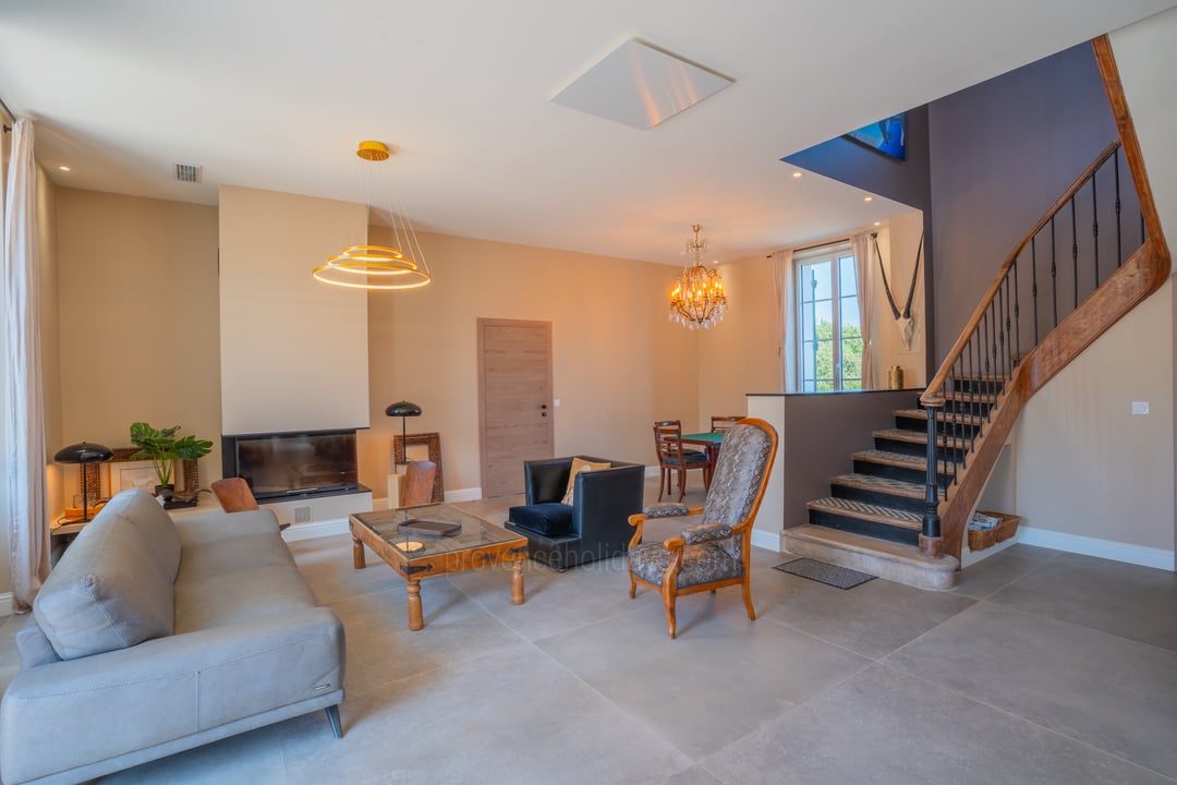 8 - Bastidon: Villa: Interior