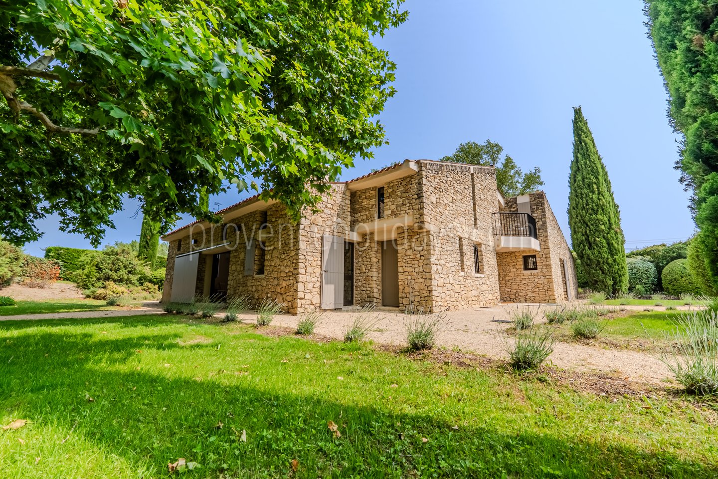 46 - Mas de la Rivière Secrète: Villa: Exterior