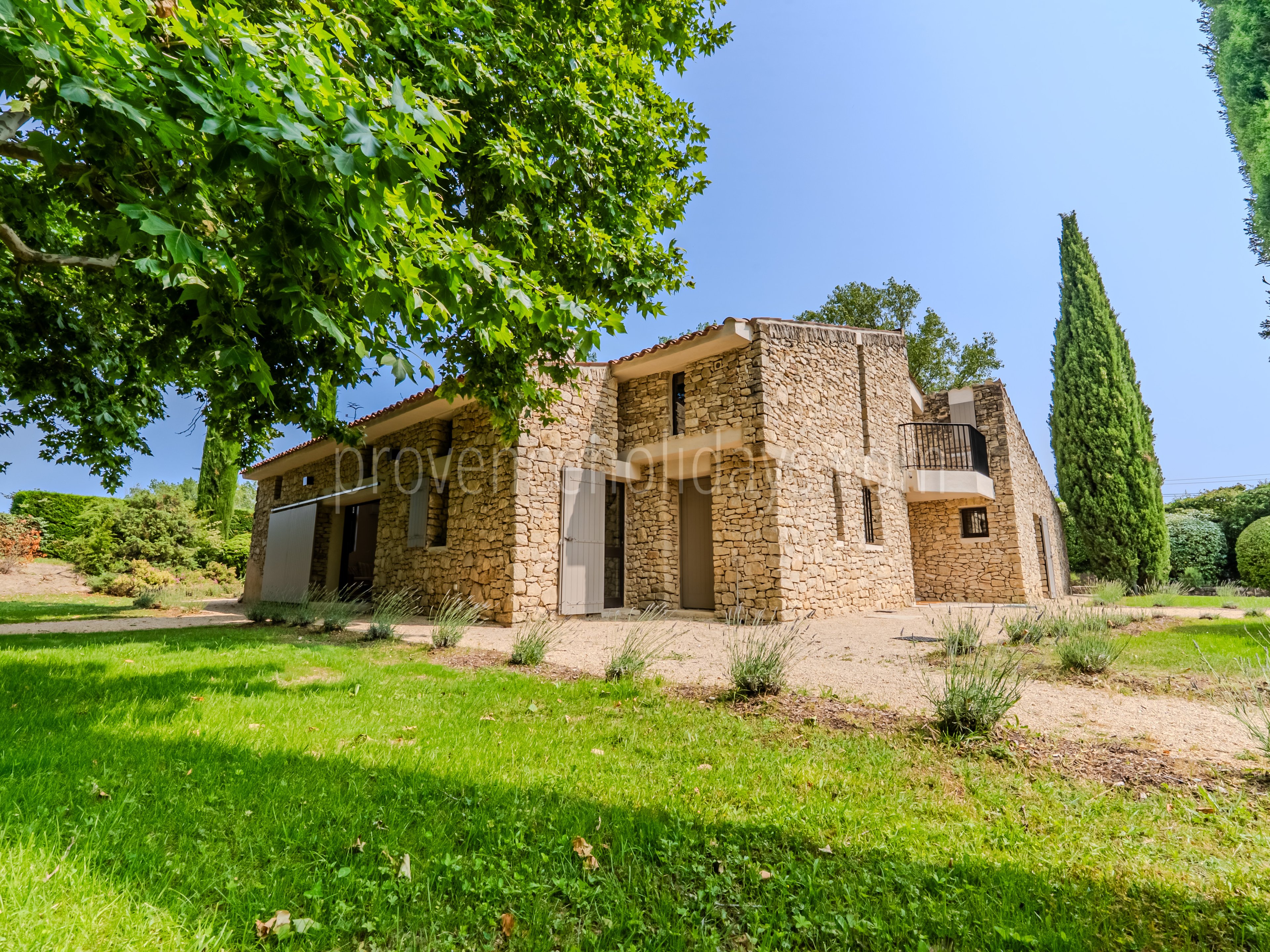 46 - Mas de la Rivière Secrète: Villa: Exterior