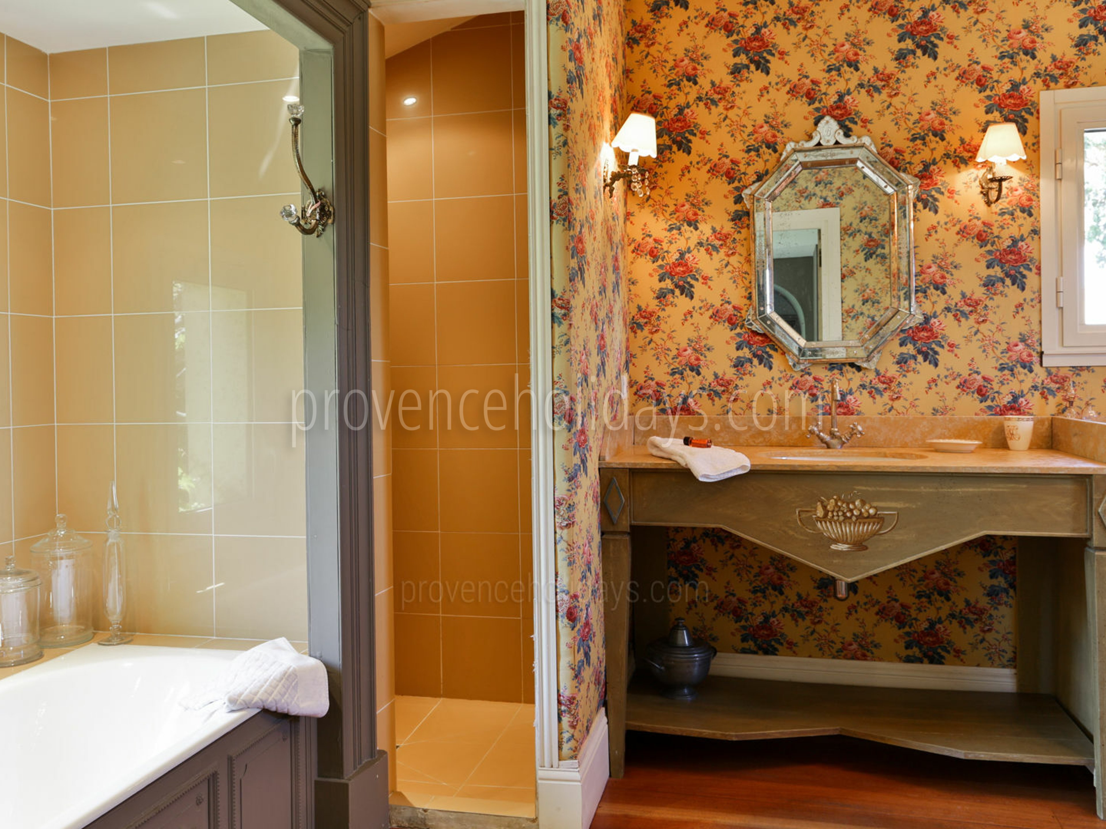 10 - Le Domaine des Cyprès: Villa: Interior