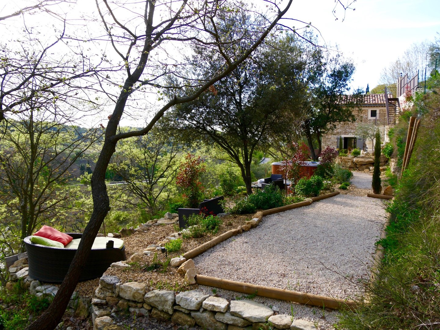 19 - La Roque sur Pernes: Villa: Exterior - Petanque