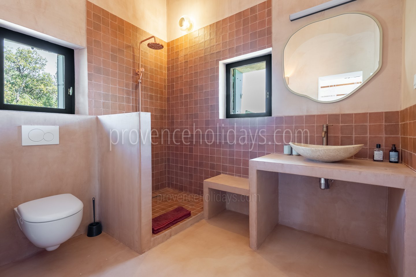 31 - Mas de la Rouquette: Villa: Bathroom