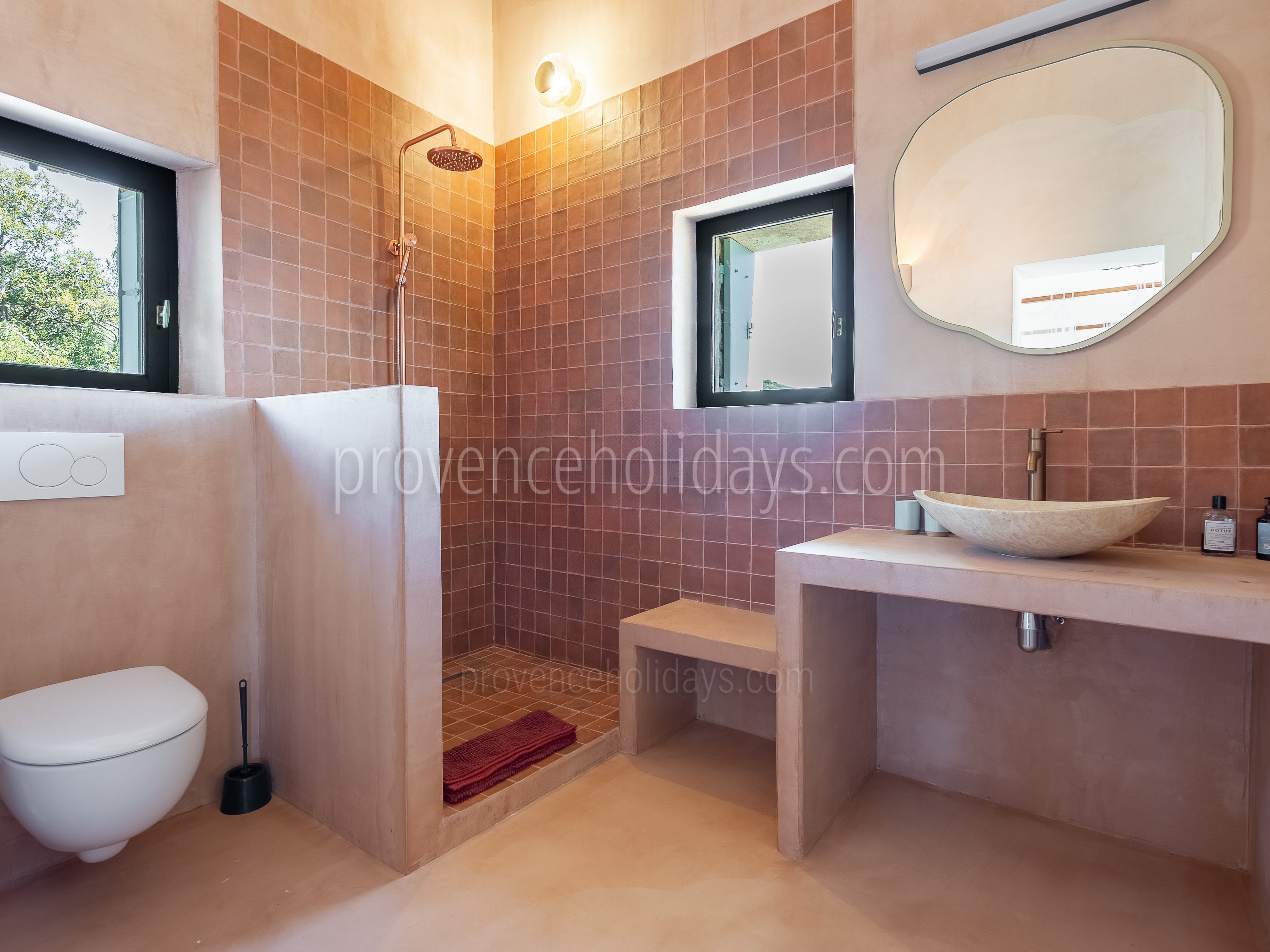 31 - Mas de la Rouquette: Villa: Bathroom