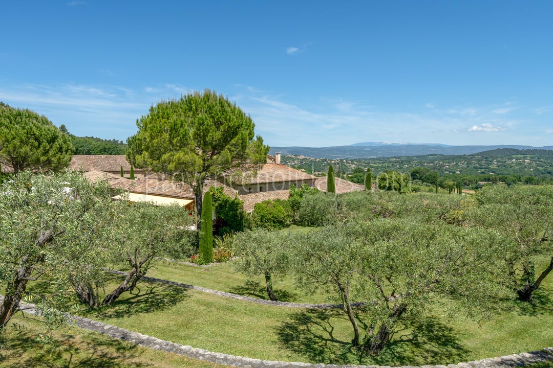 20 - Le Mas de Goult (24): Villa: Exterior