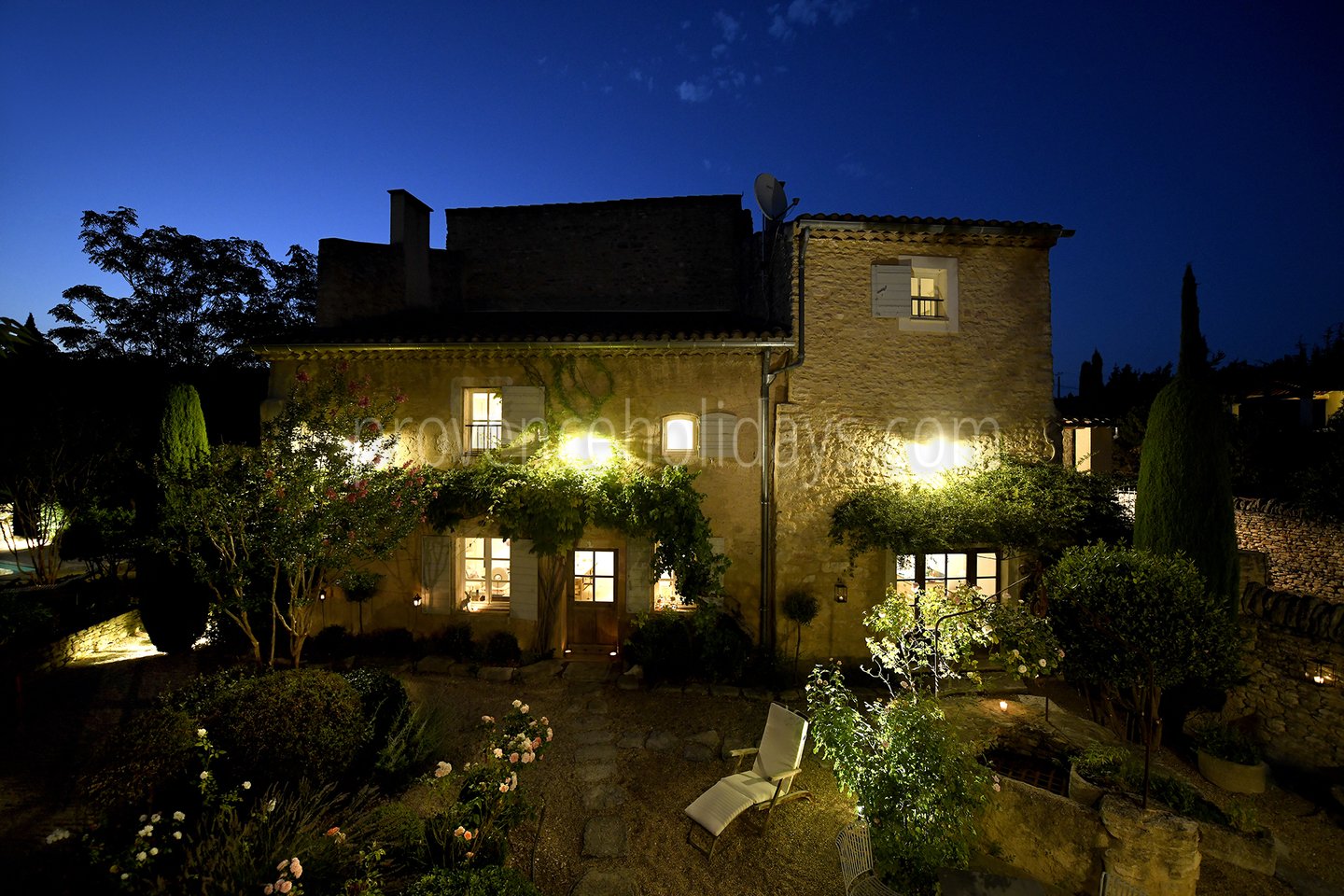 16 - Mas Cabrières: Villa: Exterior