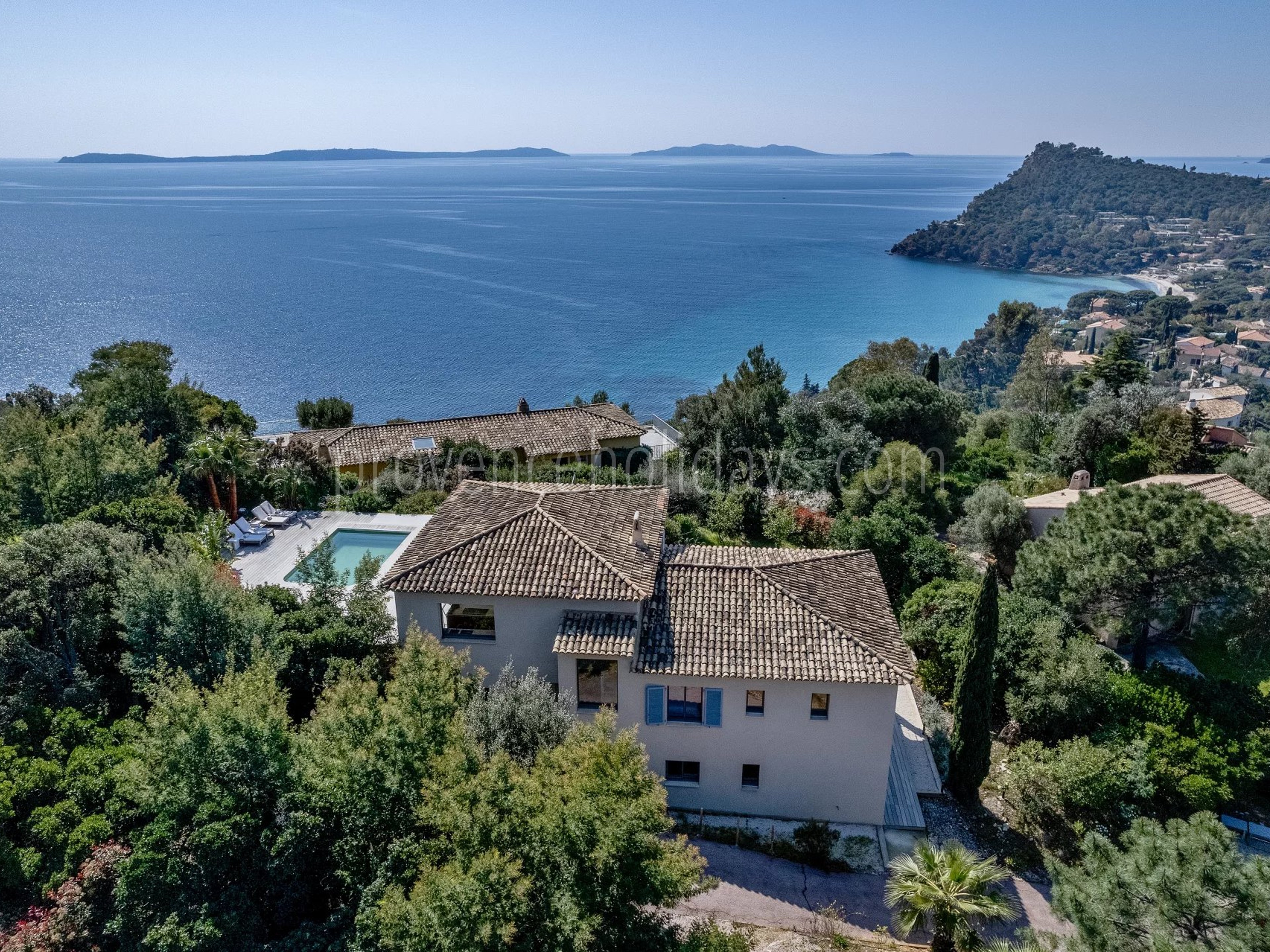 1 - Gerenoveerde villa in Rayol-Canadel-sur-Mer: Villa: Exterior