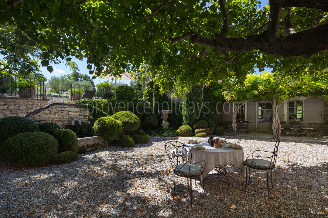 23 - Mas Goult: Villa: Exterior