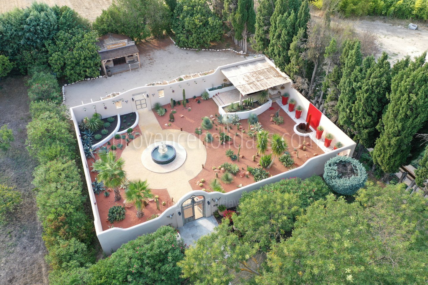 21 - Mas des Étoiles: Villa: Exterior