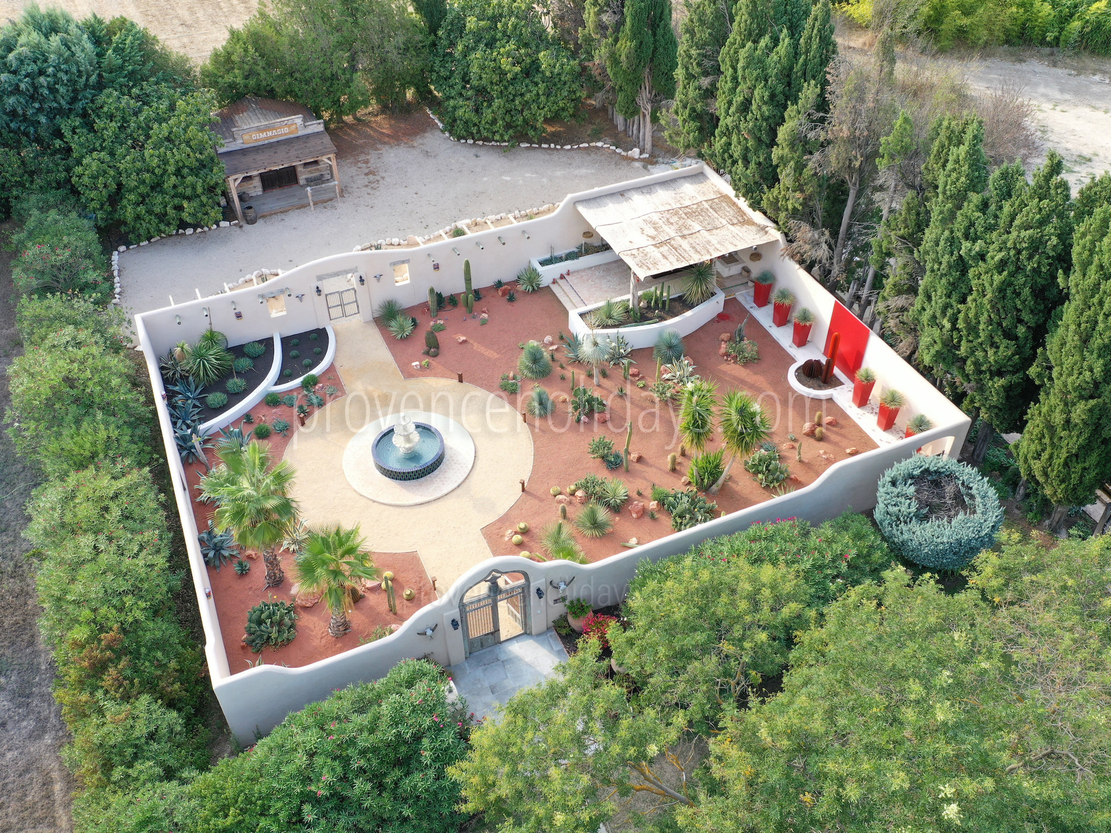 21 - Mas des Étoiles: Villa: Exterior