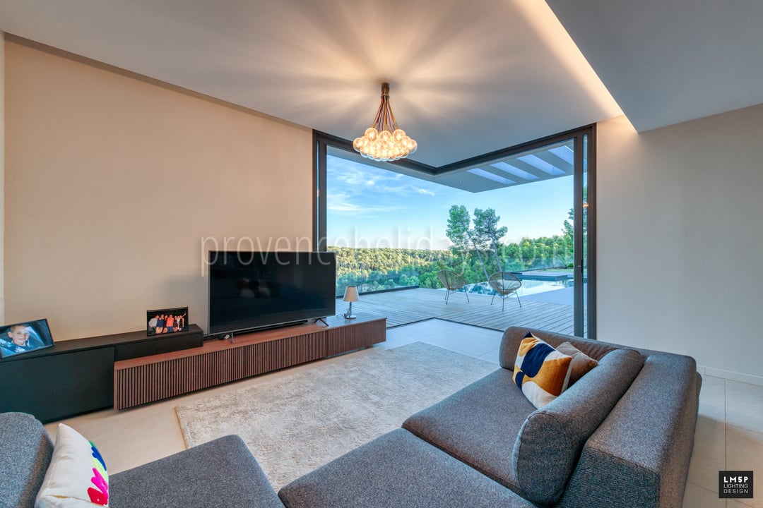 21 - Villa Alta Vista: Villa: Interior