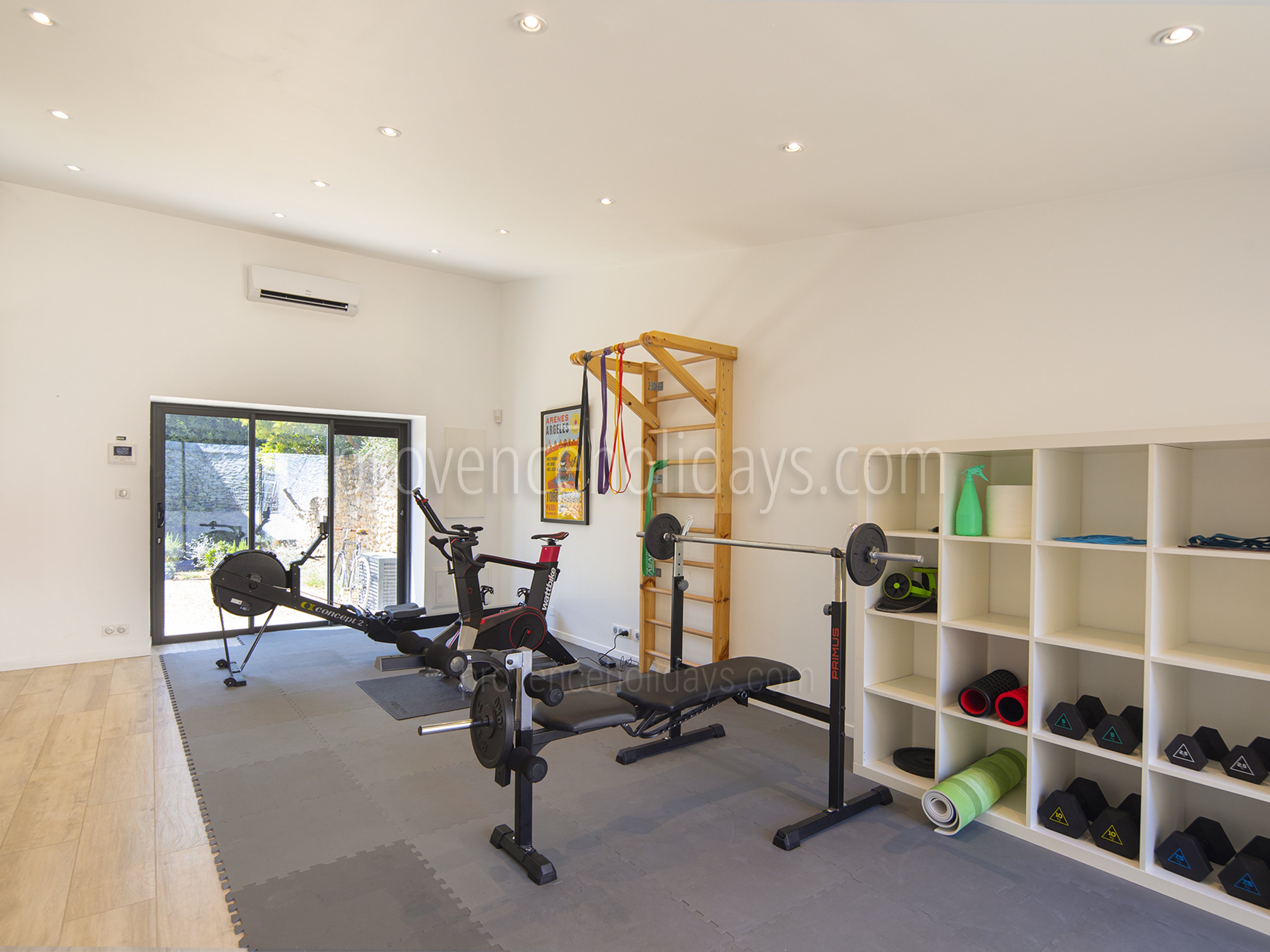 34 - Mas de la Lône: Villa: Interior