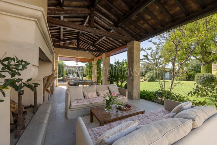 3 - Villa Saint Christol: Villa: Exterior