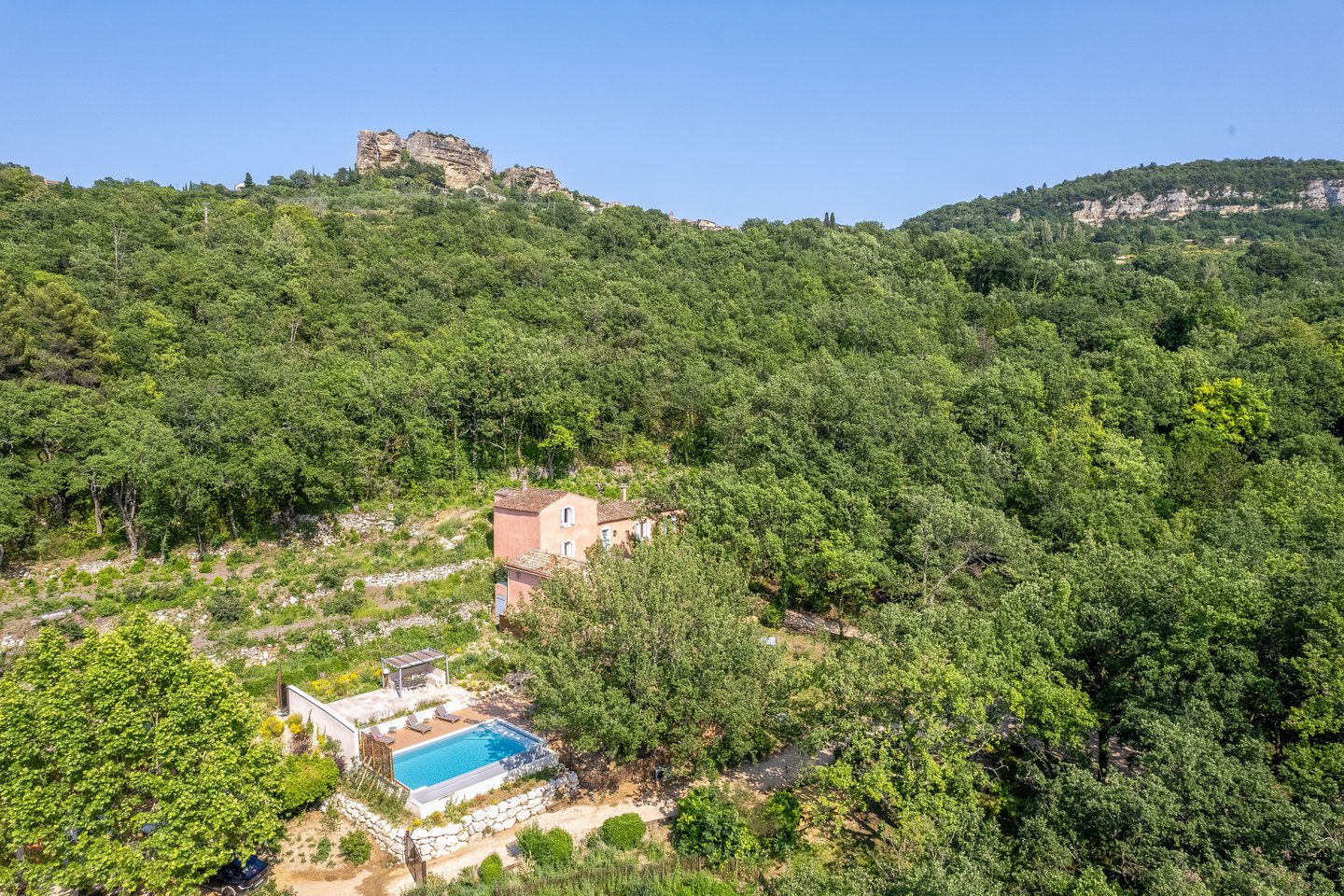 50 - Les Maisons de Saignon: Villa: Exterior