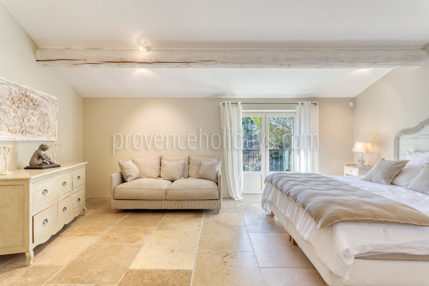 25 - Le Mas de l\'Ouest: Villa: Bedroom