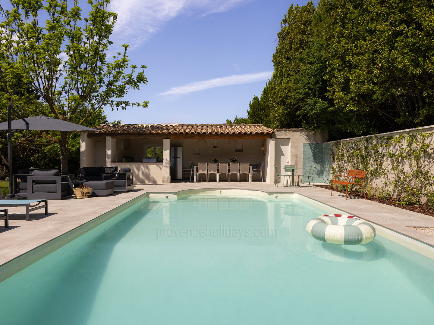 4 - Maison des Alpilles: Villa: Pool