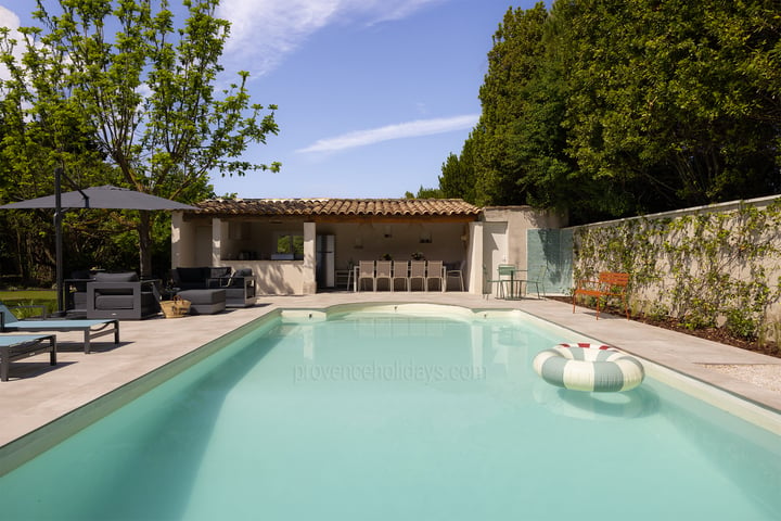 4 - Maison des Alpilles: Villa: Pool