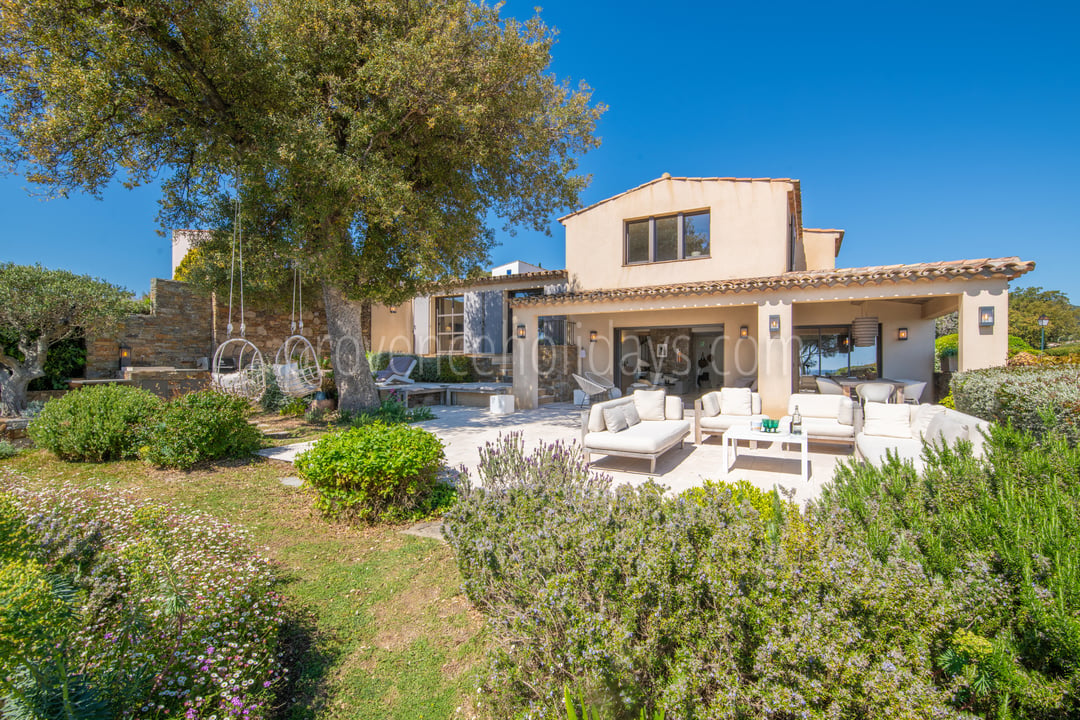 30 - Villa Infinite: Villa: Exterior