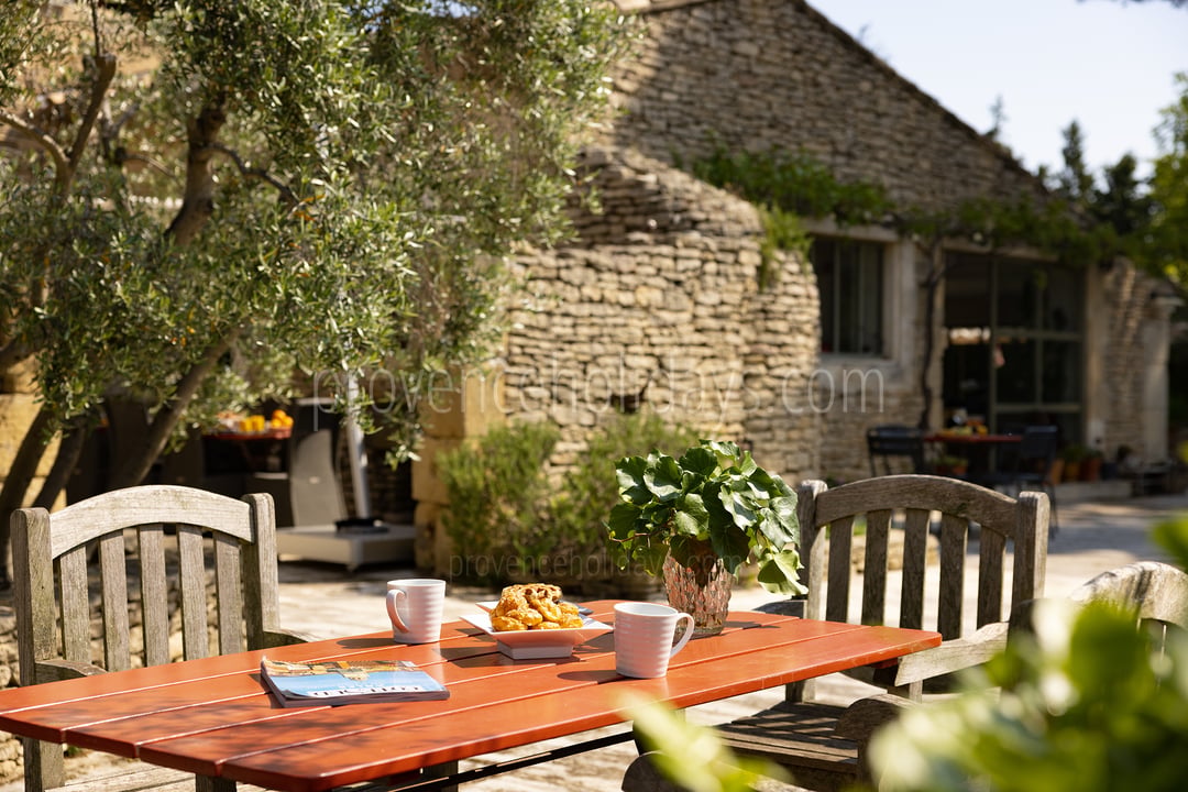 15 - Mas de Tournesol: Villa: Exterior