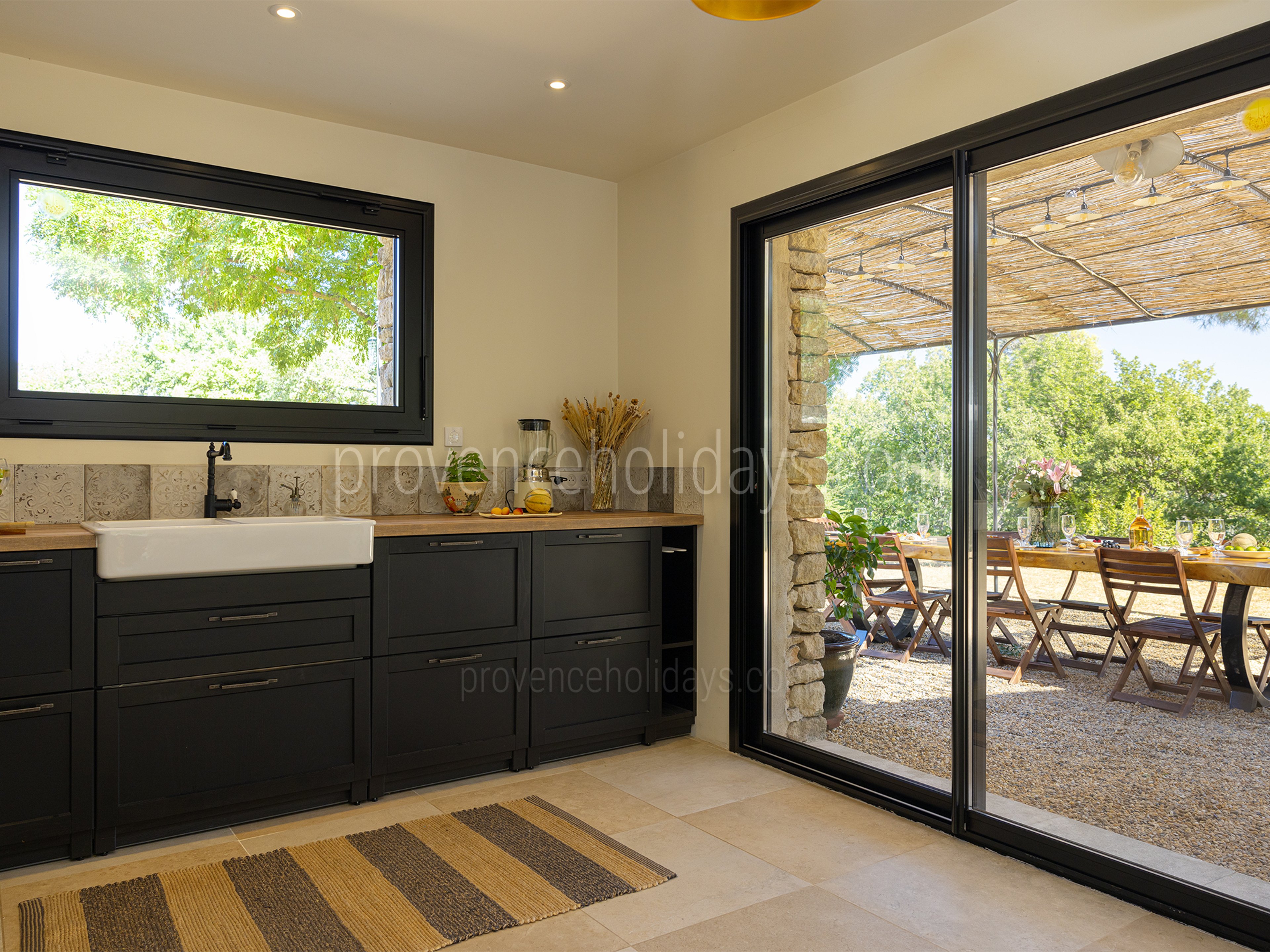 24 - Mas des Firmins: Villa: Interior