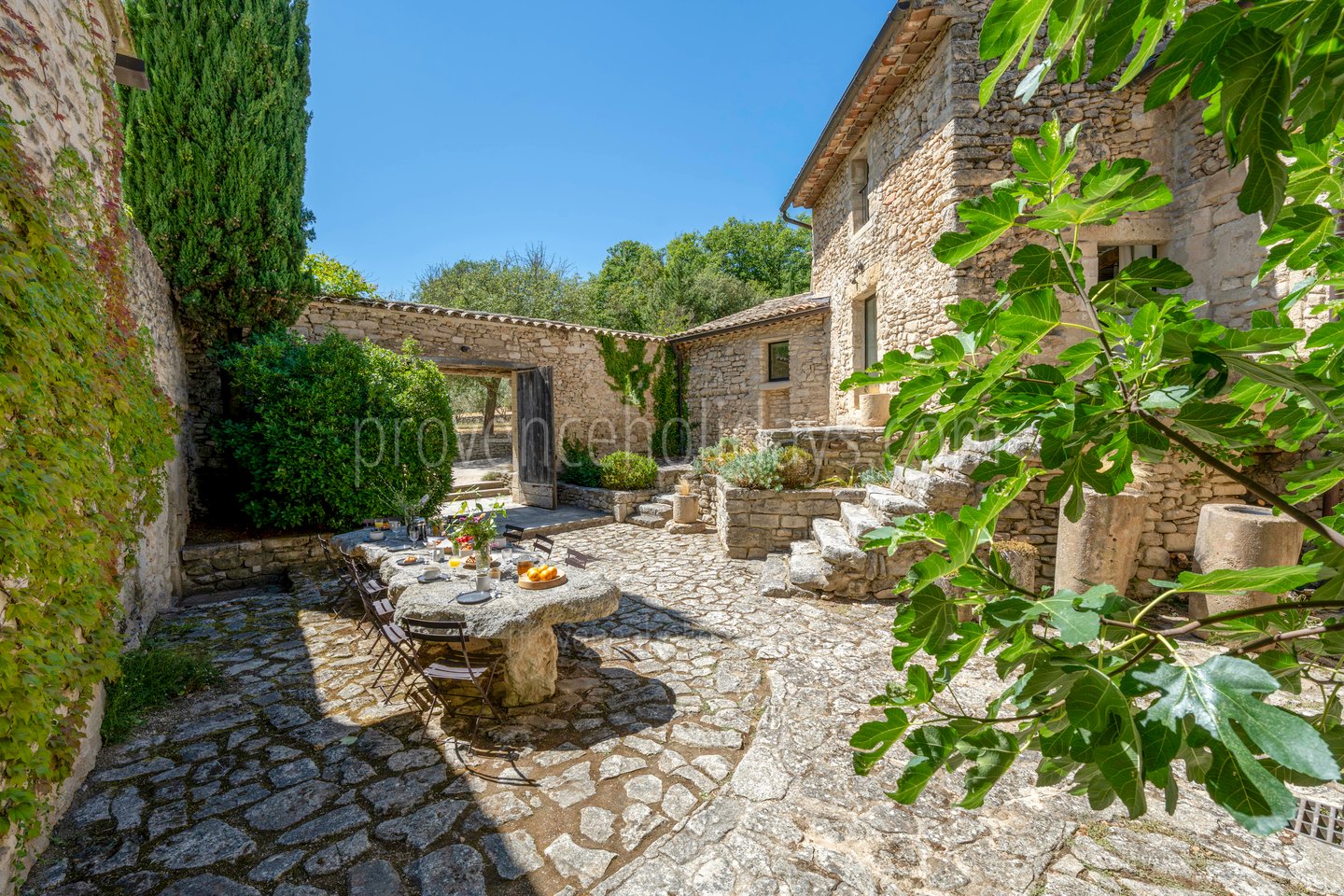 -1 - Le Vallon Secret: Villa: Exterior