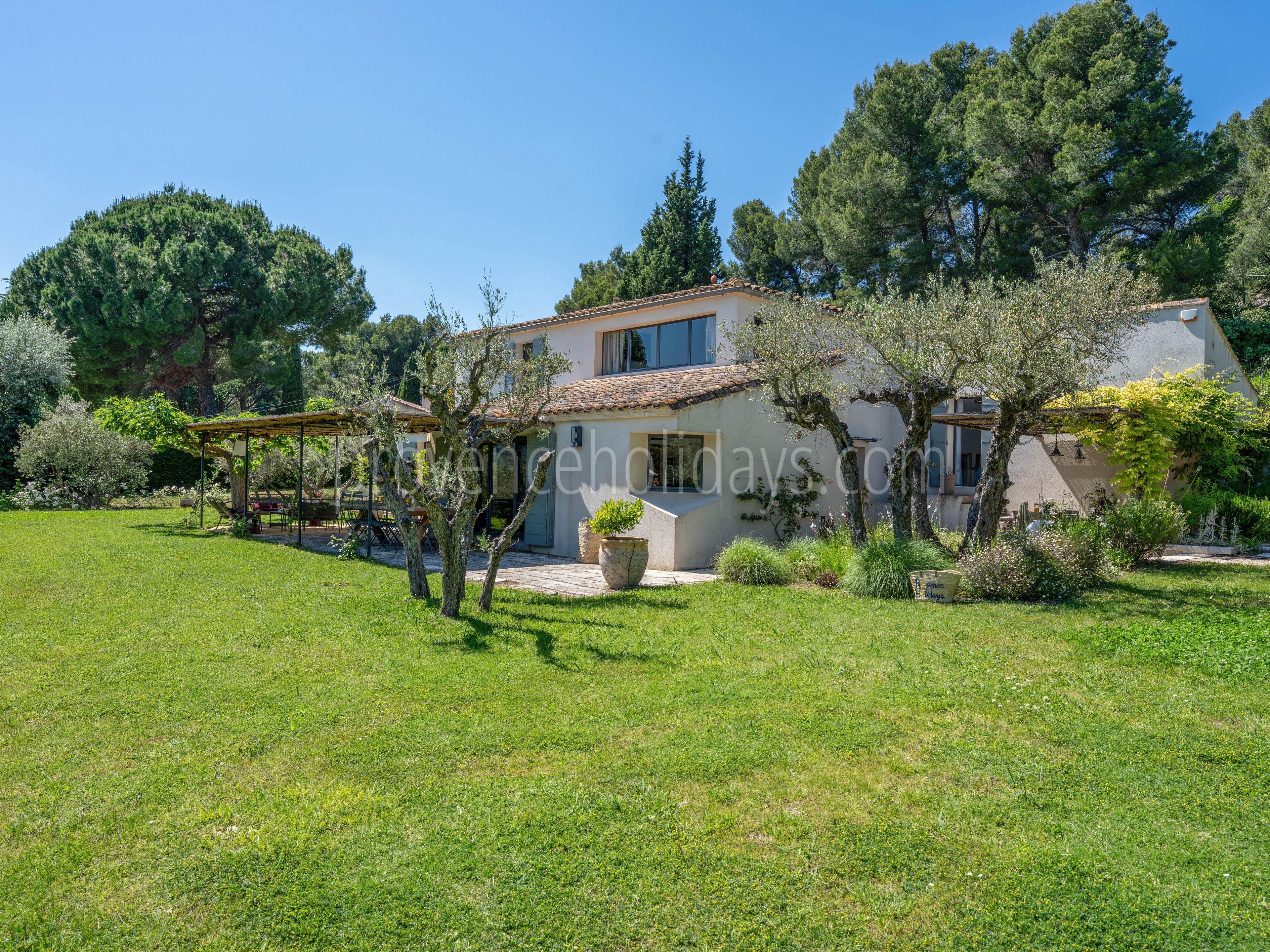 20 - Mas de la Burlande: Villa: Exterior