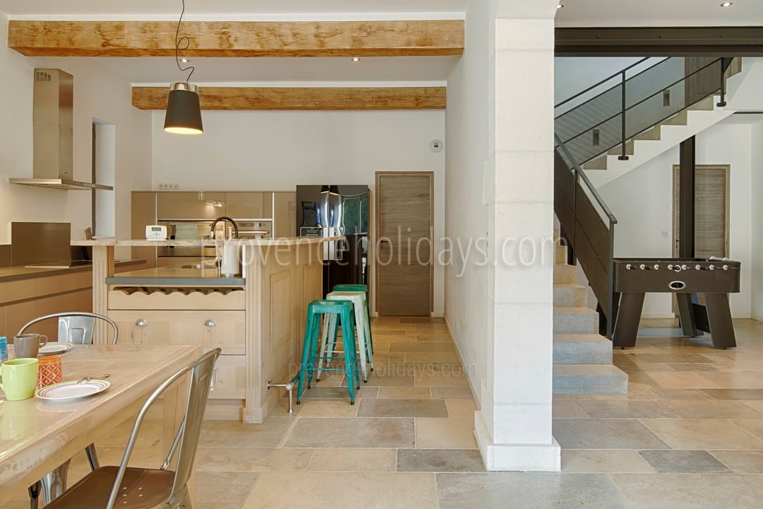 7 - Le Mas de la Pinède: Villa: Interior