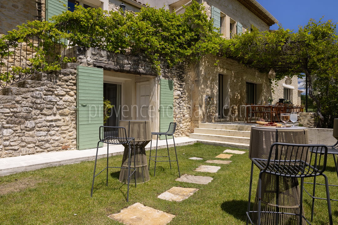 100 - Mas du Carlet: Villa: Exterior