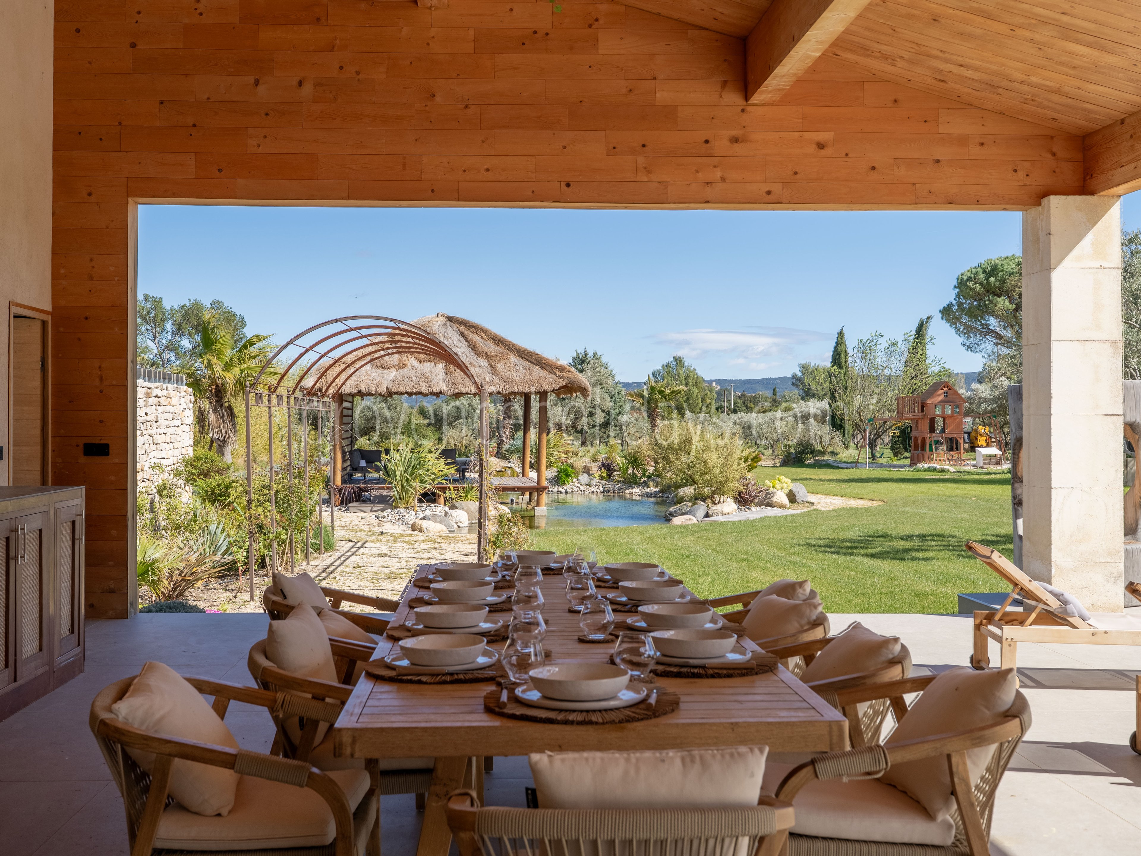 30 - Les Jardins Blancs: Villa: Exterior