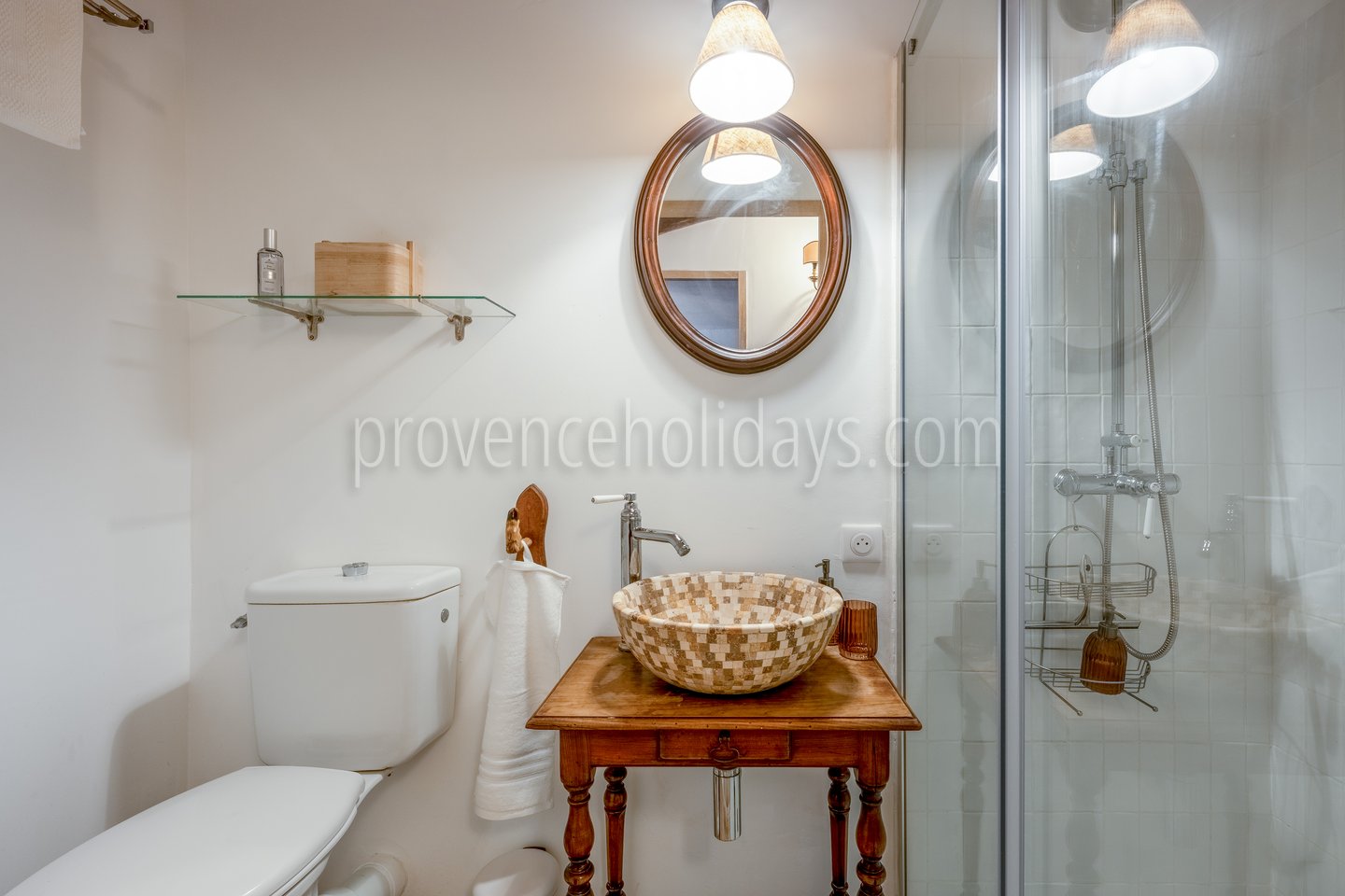 17 - Maison Rochevieille: Villa: Bathroom 1