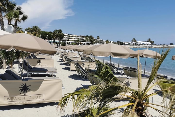 Beach Club